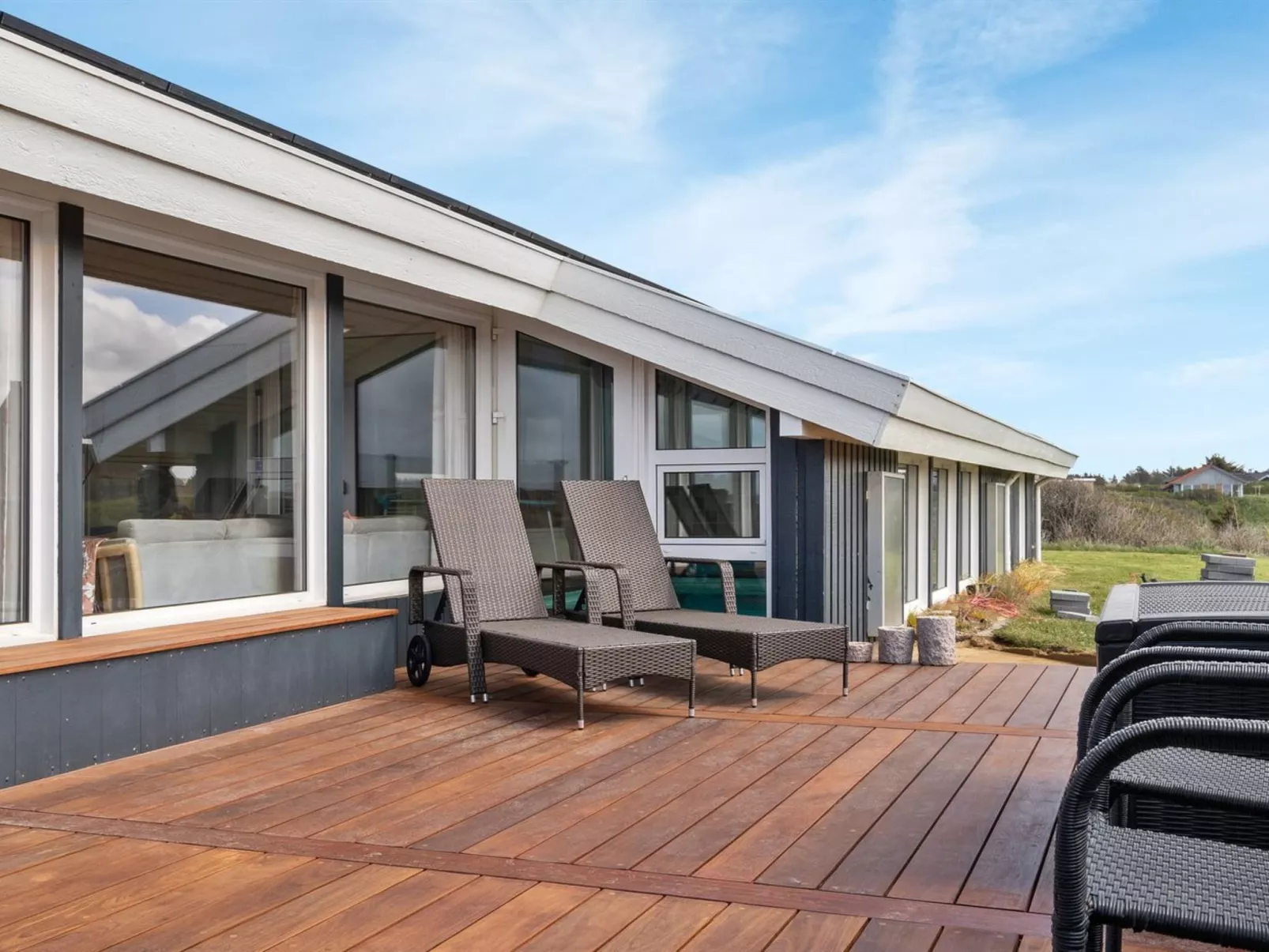 "Alfhild" - 297m from the sea-Outside
