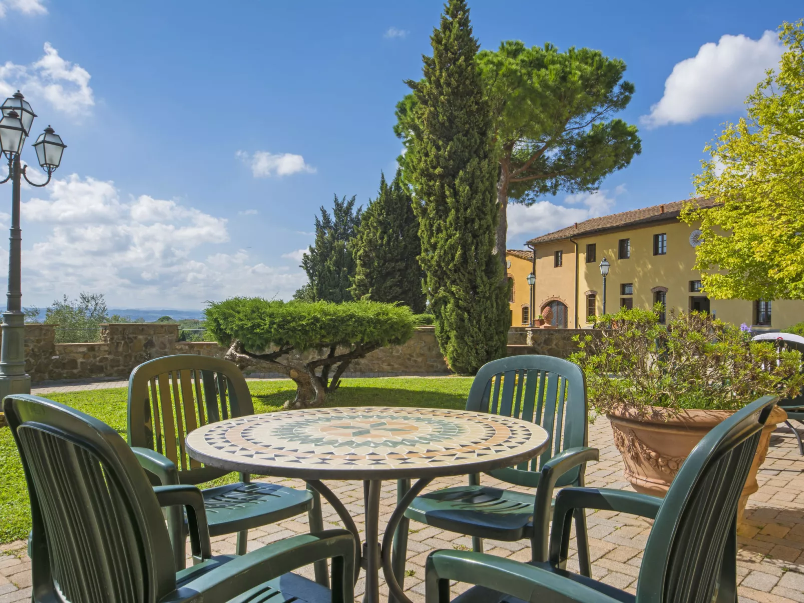 Montereggi-Dehors