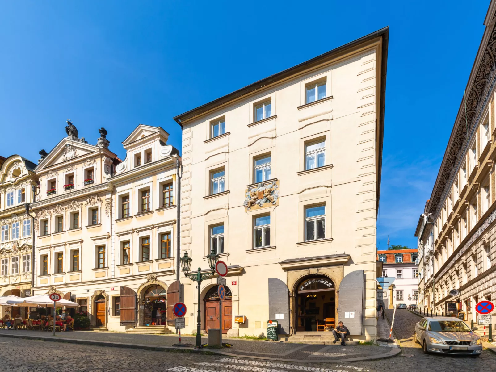 Prague Castle Duplex-Outside