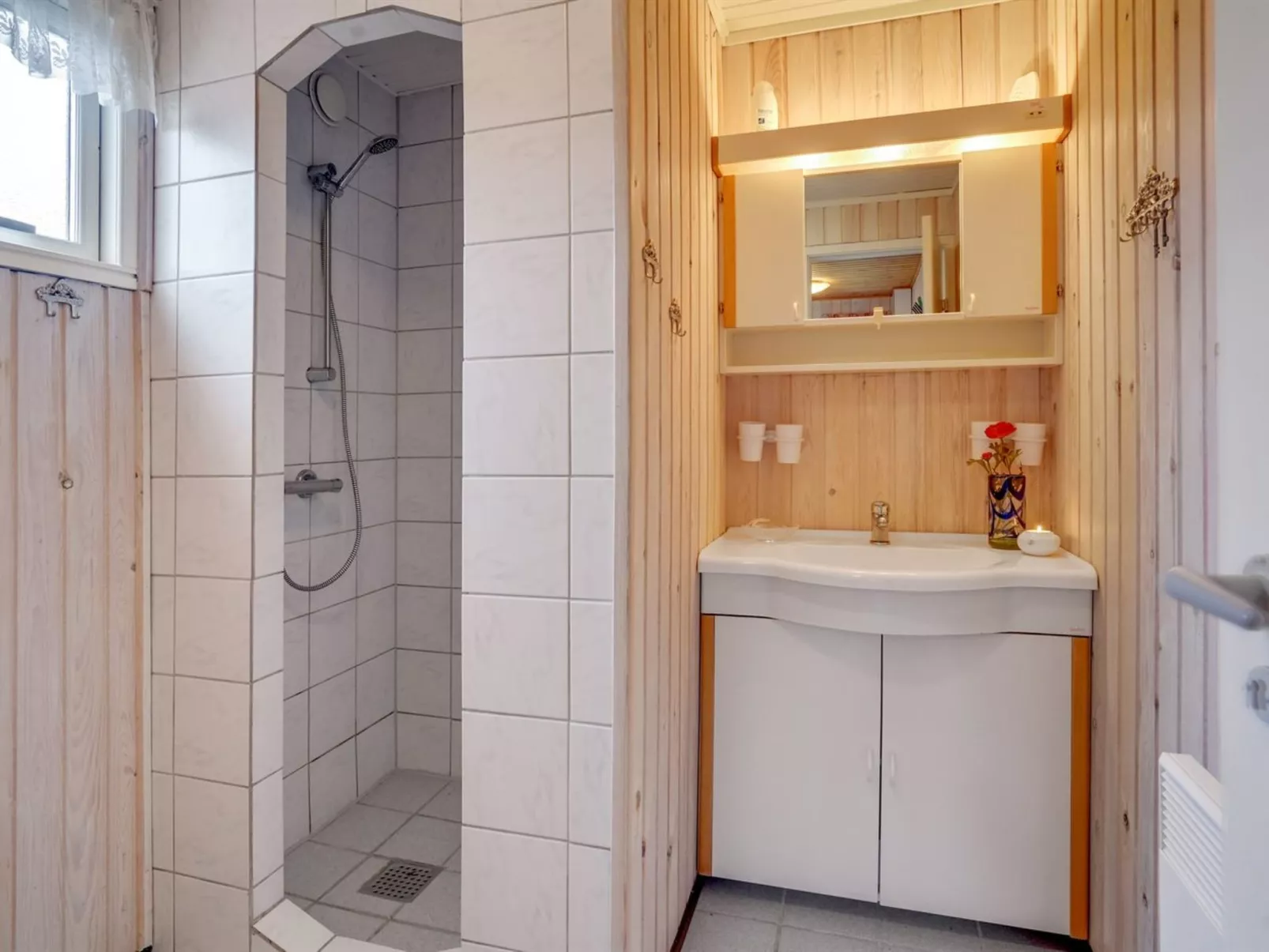 "Karelia" - 800m from the sea-Inside