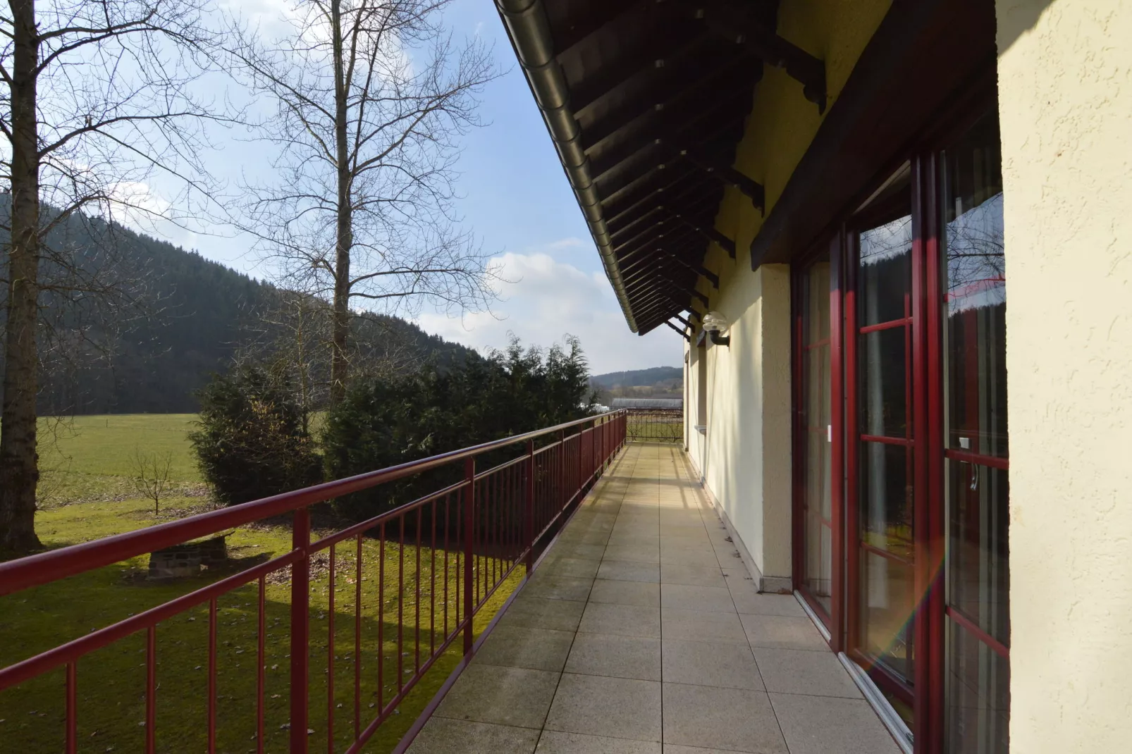 Son de l'Our-Terrace balcony