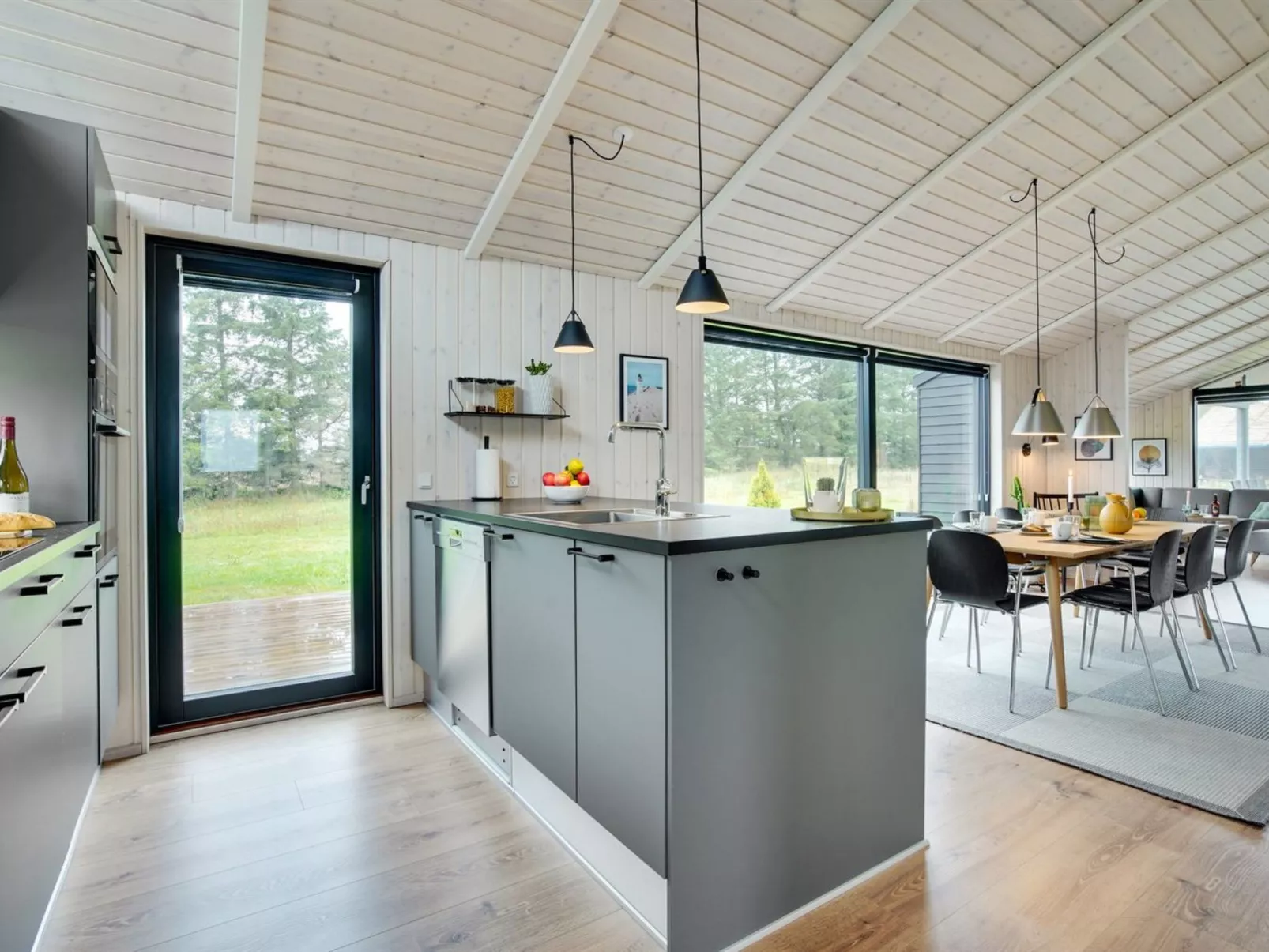 "Talitha" - 1.5km from the sea-Inside