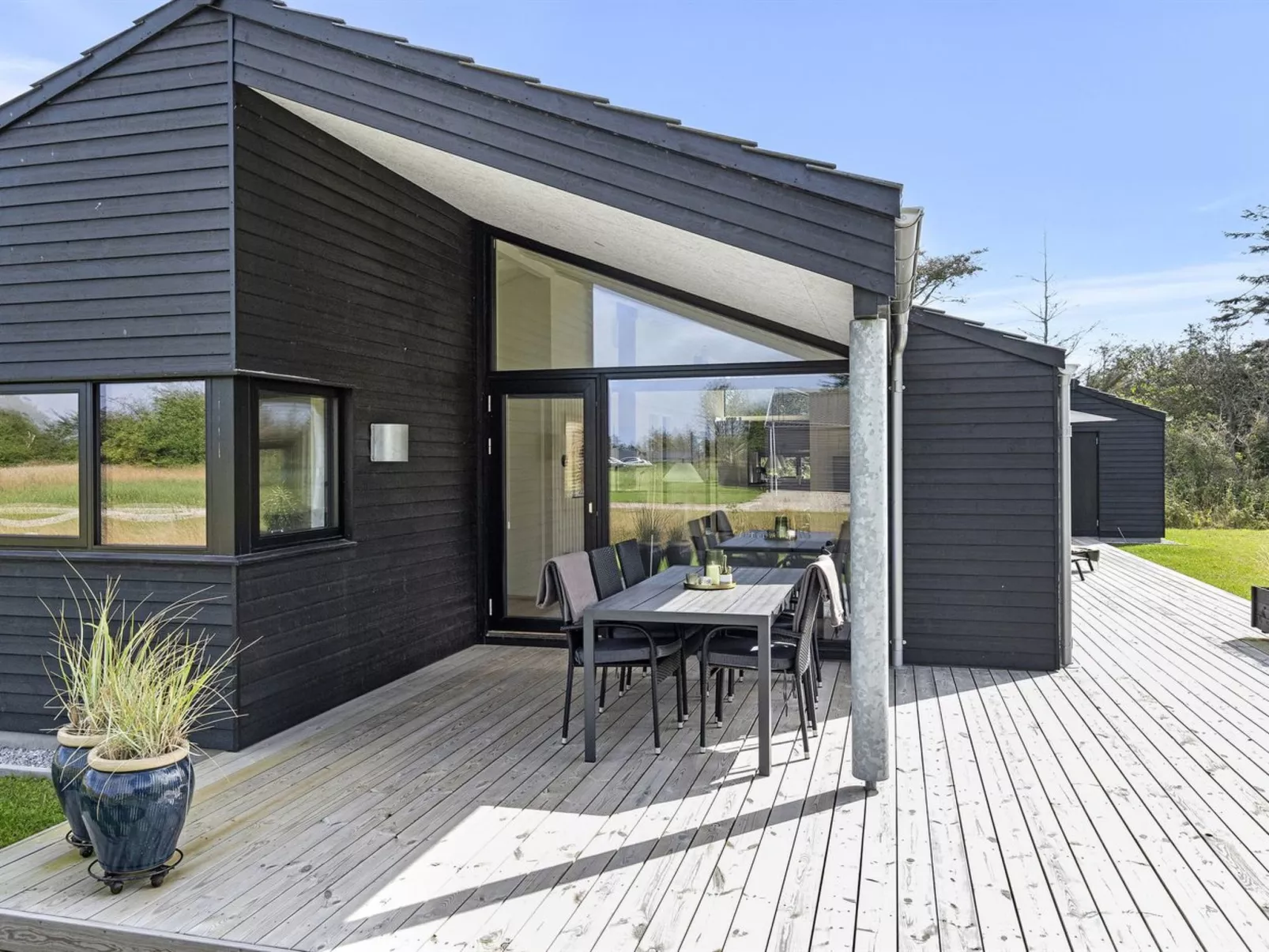 "Talitha" - 1.5km from the sea-Outside