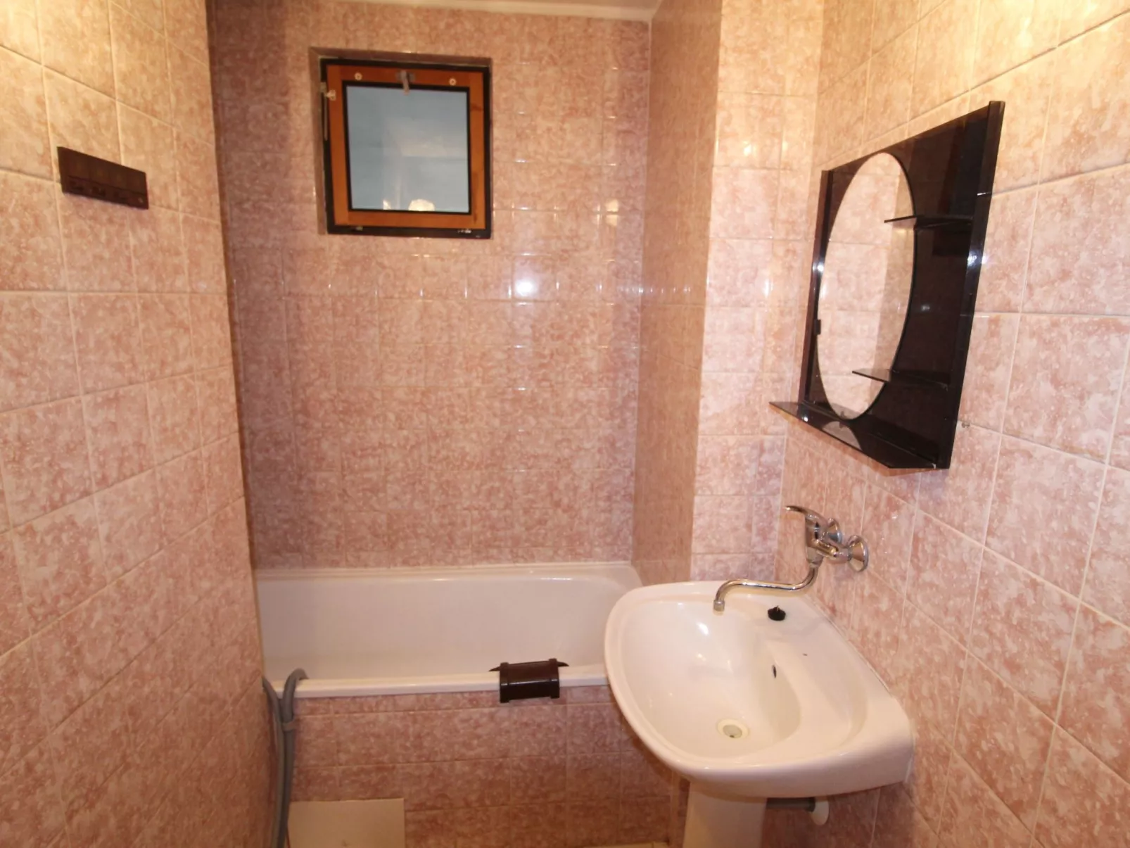 Vlhlavy u Hluboké-Inside