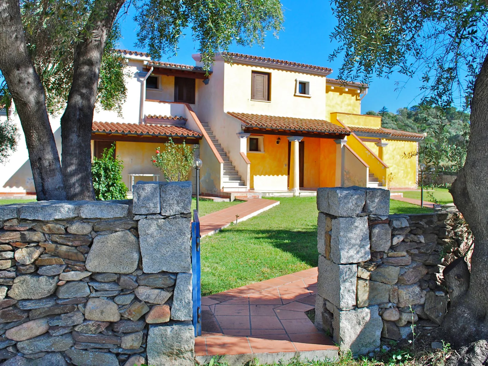 Oasi Blu - Trilo 4-Outside