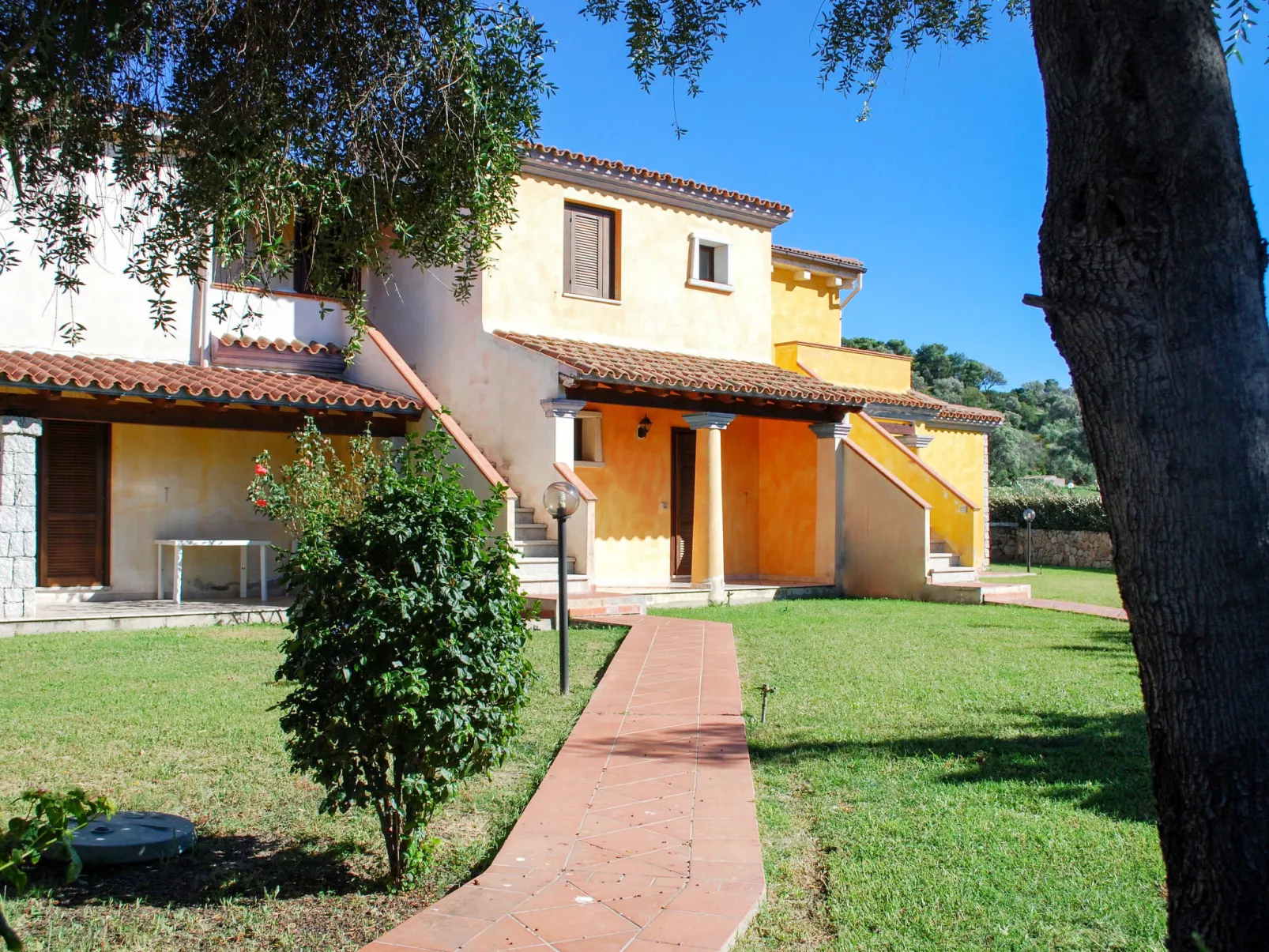 Oasi Blu - Trilo 4-Outside