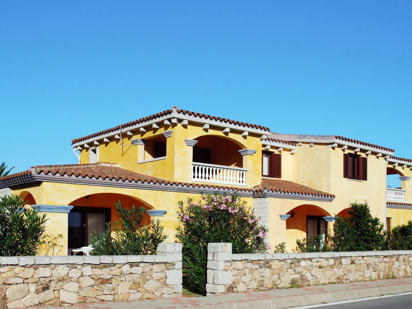Oasi Blu - Trilo 6-Outside