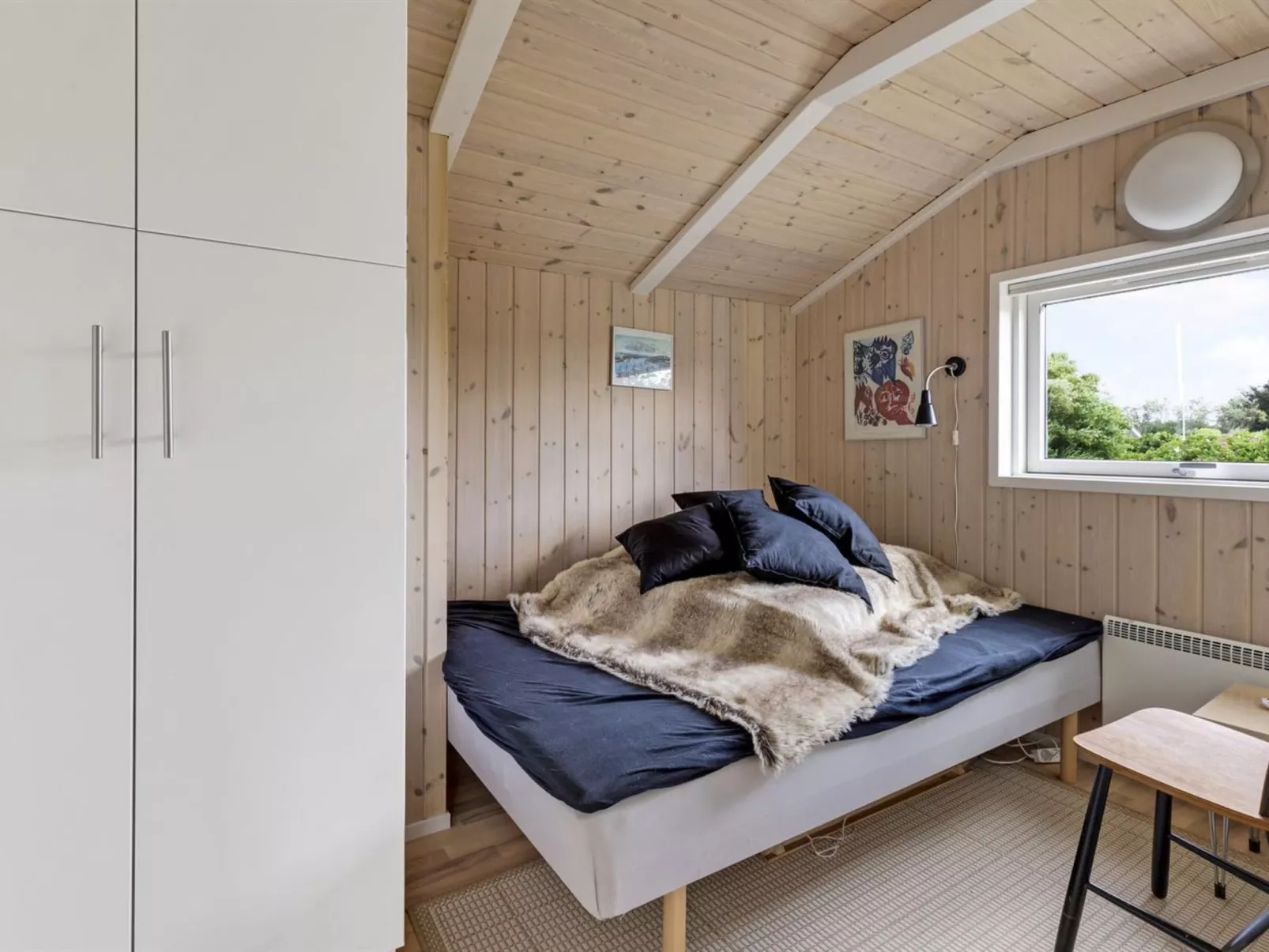 "Tatyana" - 1.0km from the sea-Inside