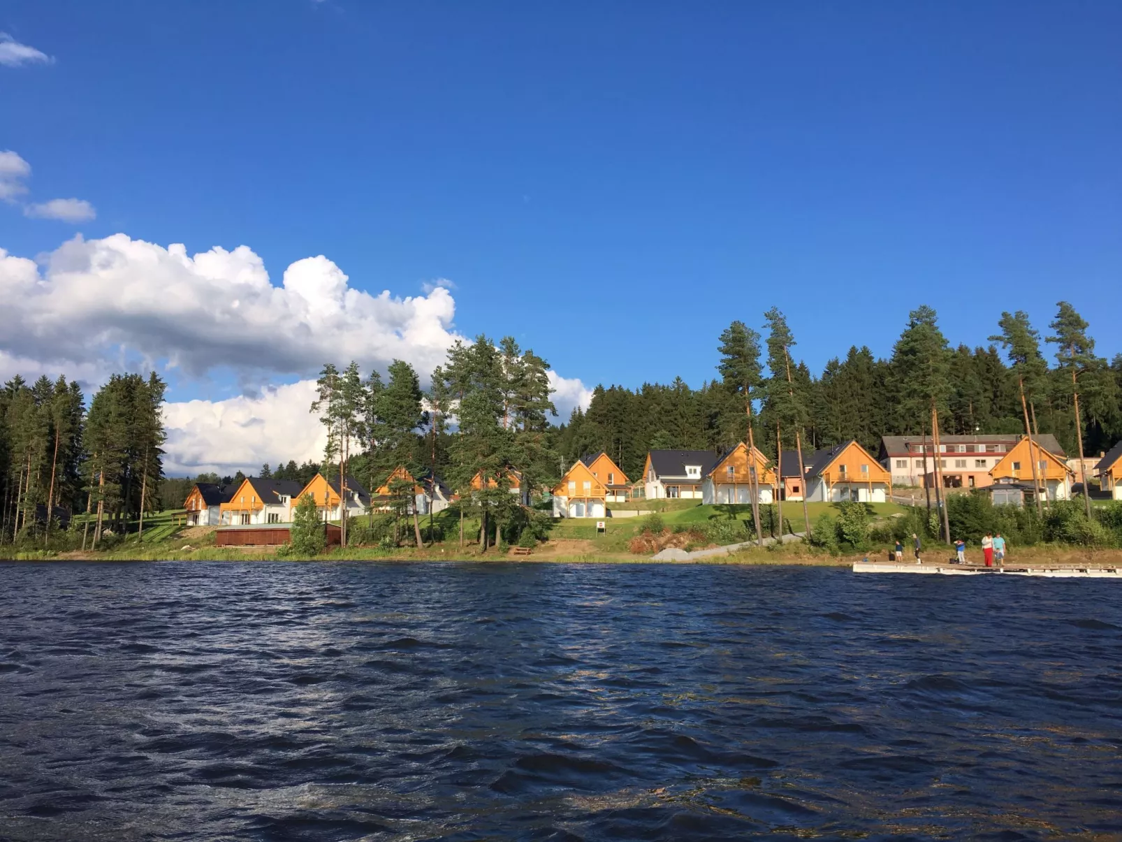 Lakeside Village 29-Outside