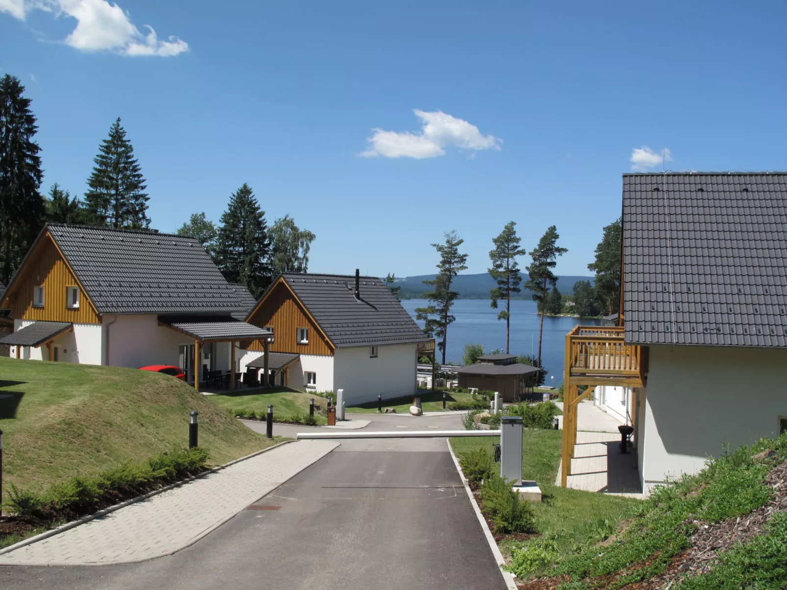 Lakeside Village 29-Outside
