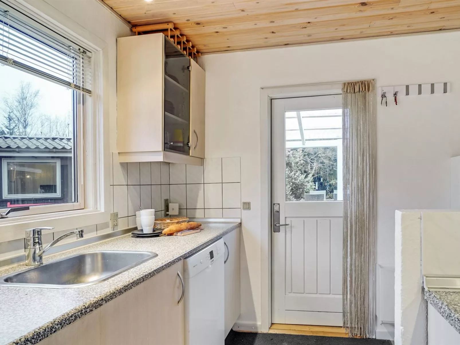 "Leonor" - 300m from the sea-Inside