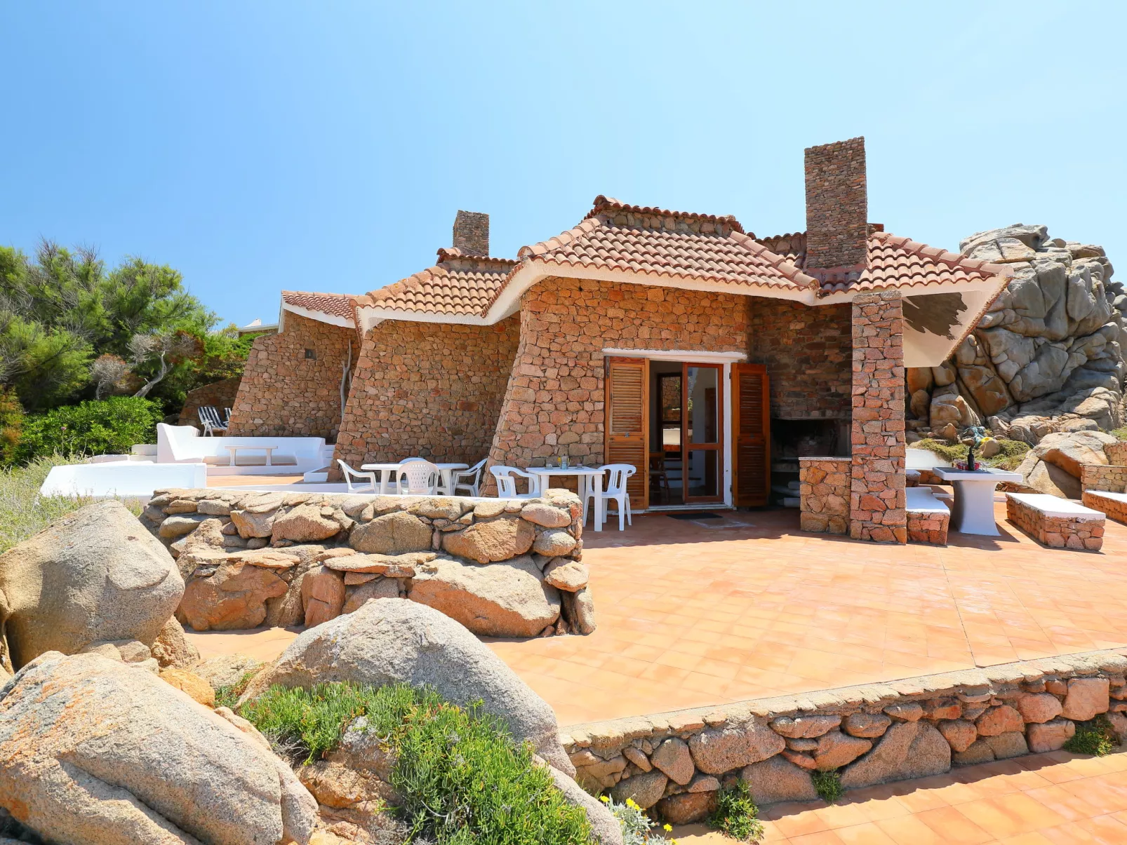 La Cala (VGM615)-Outside