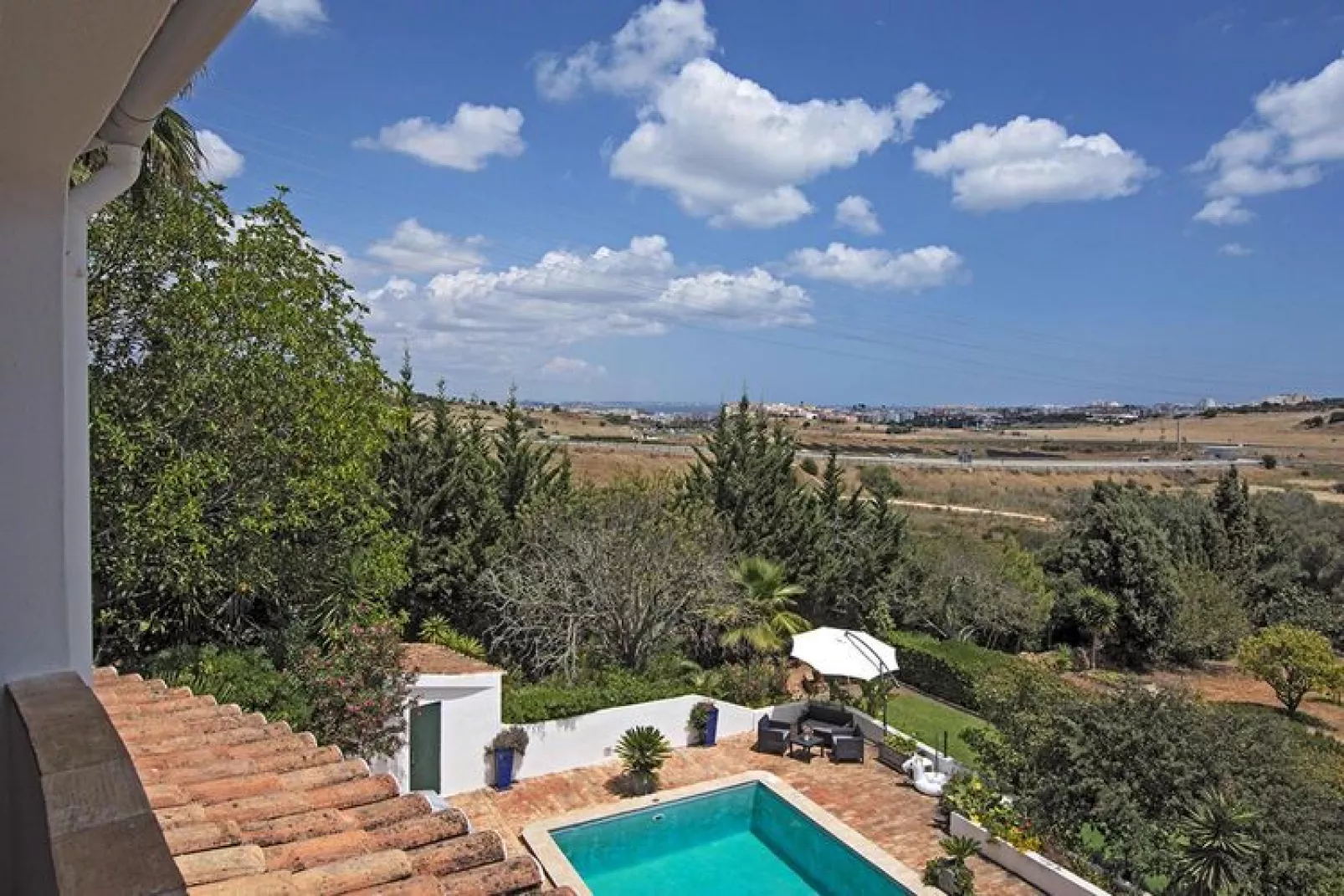 Holiday home in Lagos // max 6 Pers-View summer