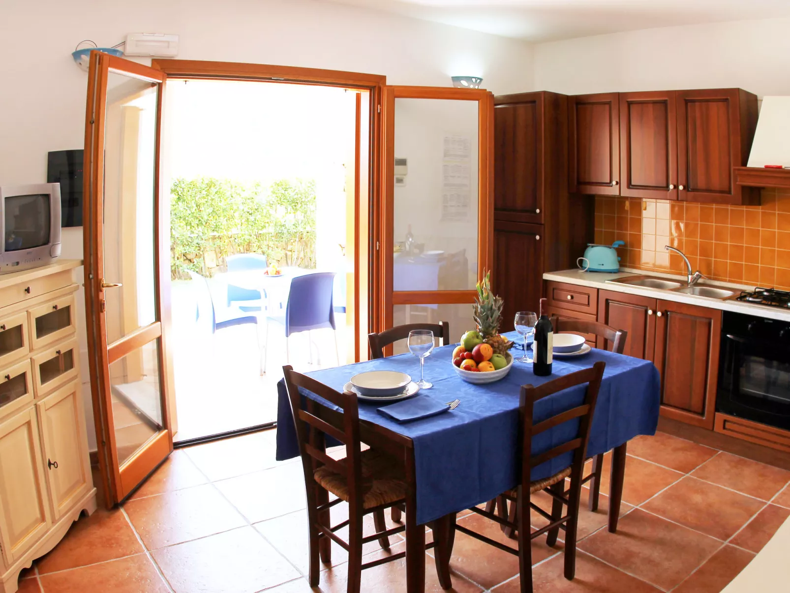 Bouganvillage-Inside