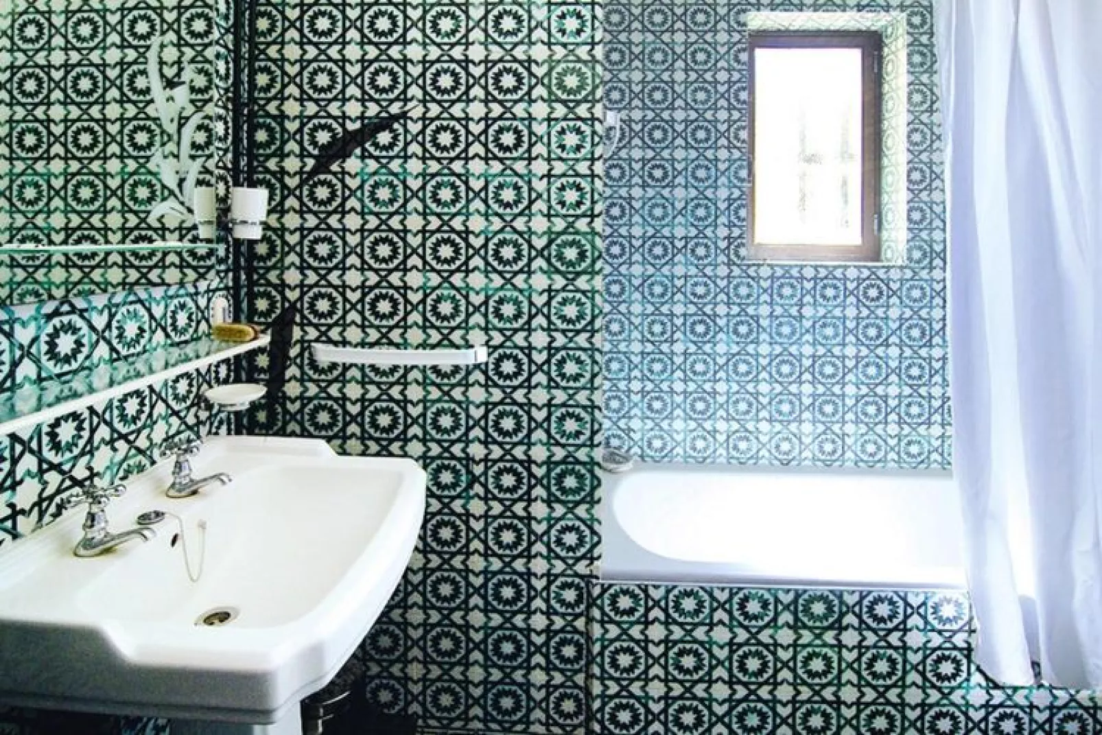 Holiday home in Lagos // max 6 Pers-Bathroom