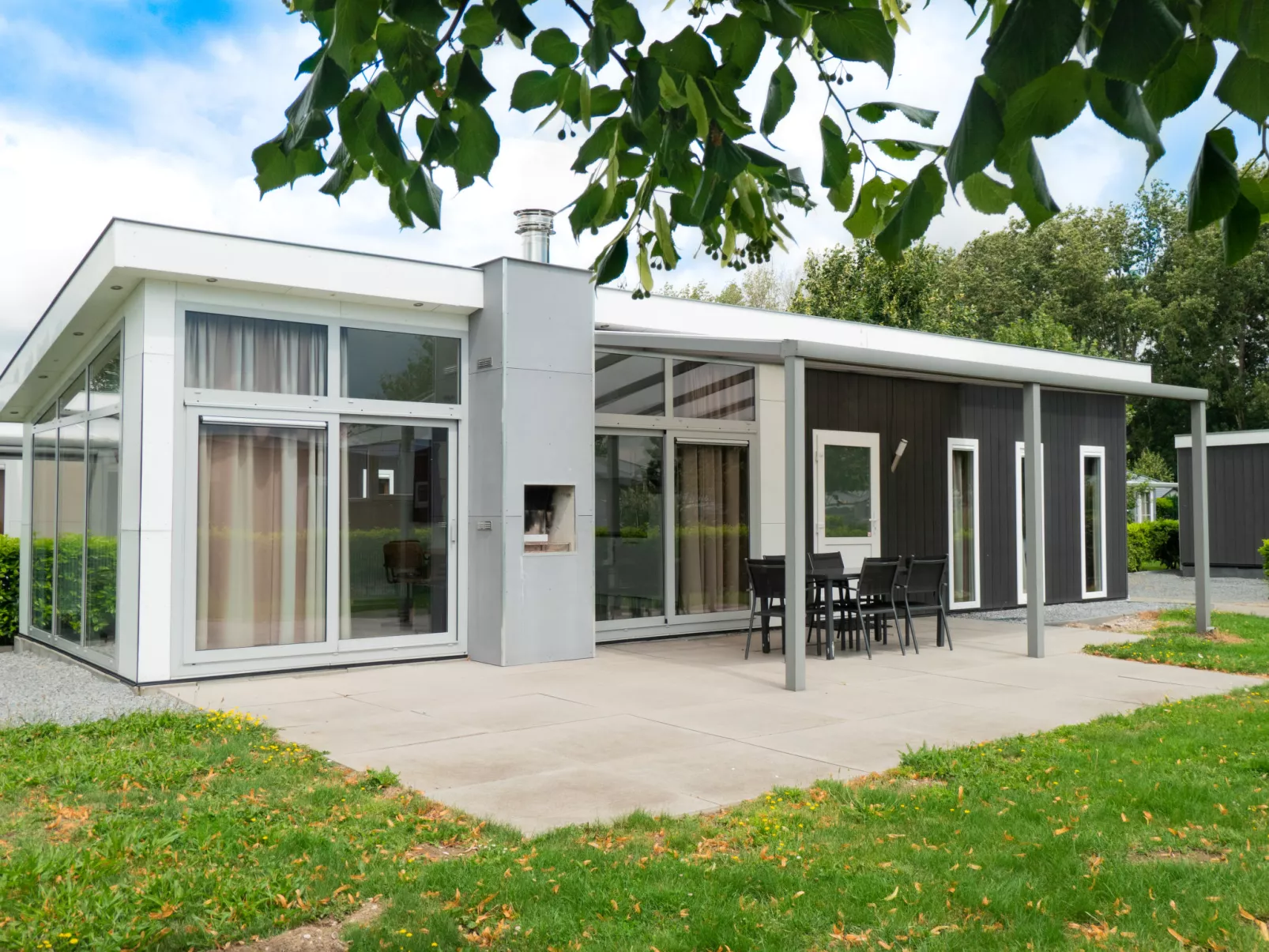 Pavilion 4-Outside