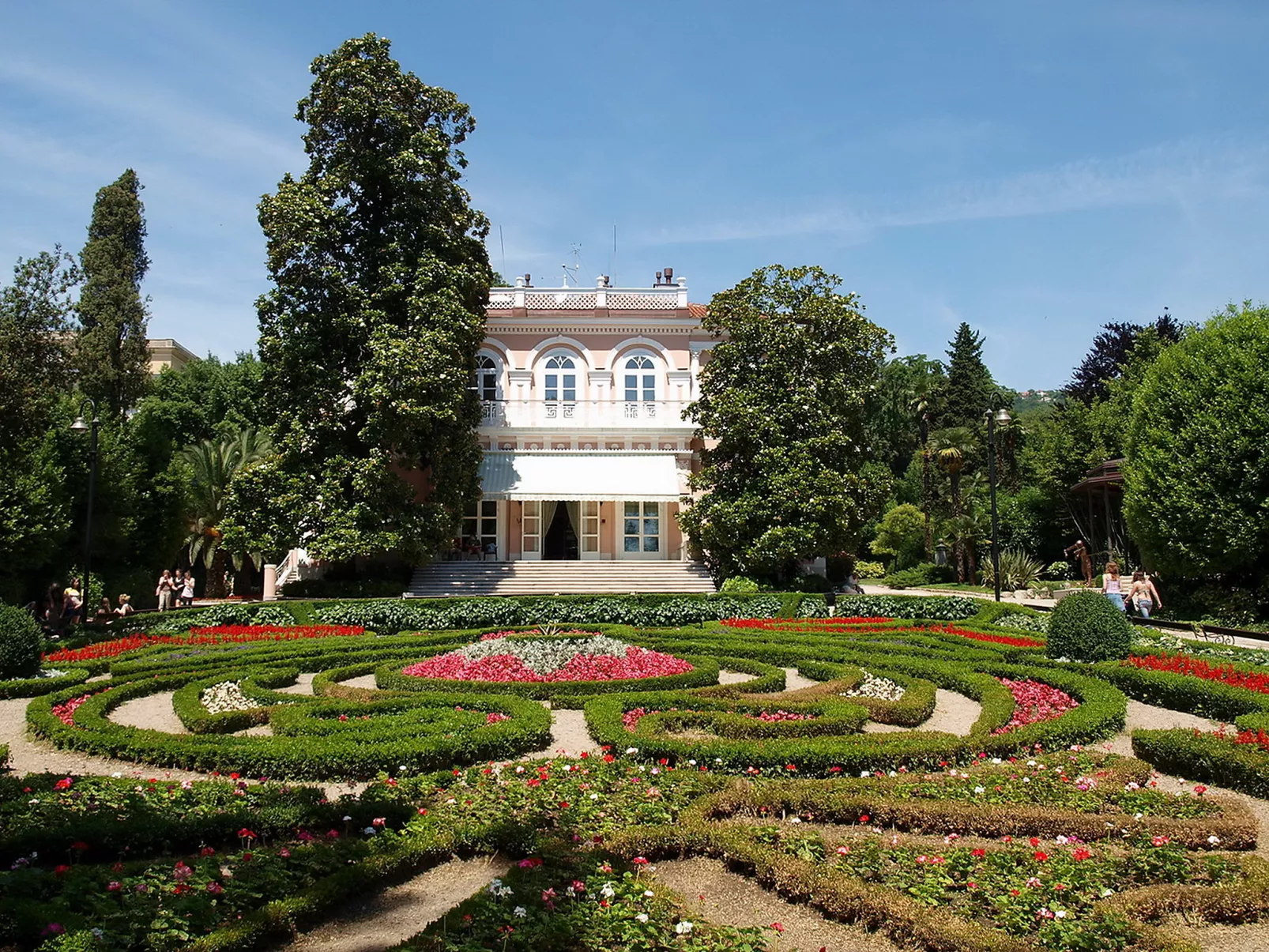 Villa Olea-Outside