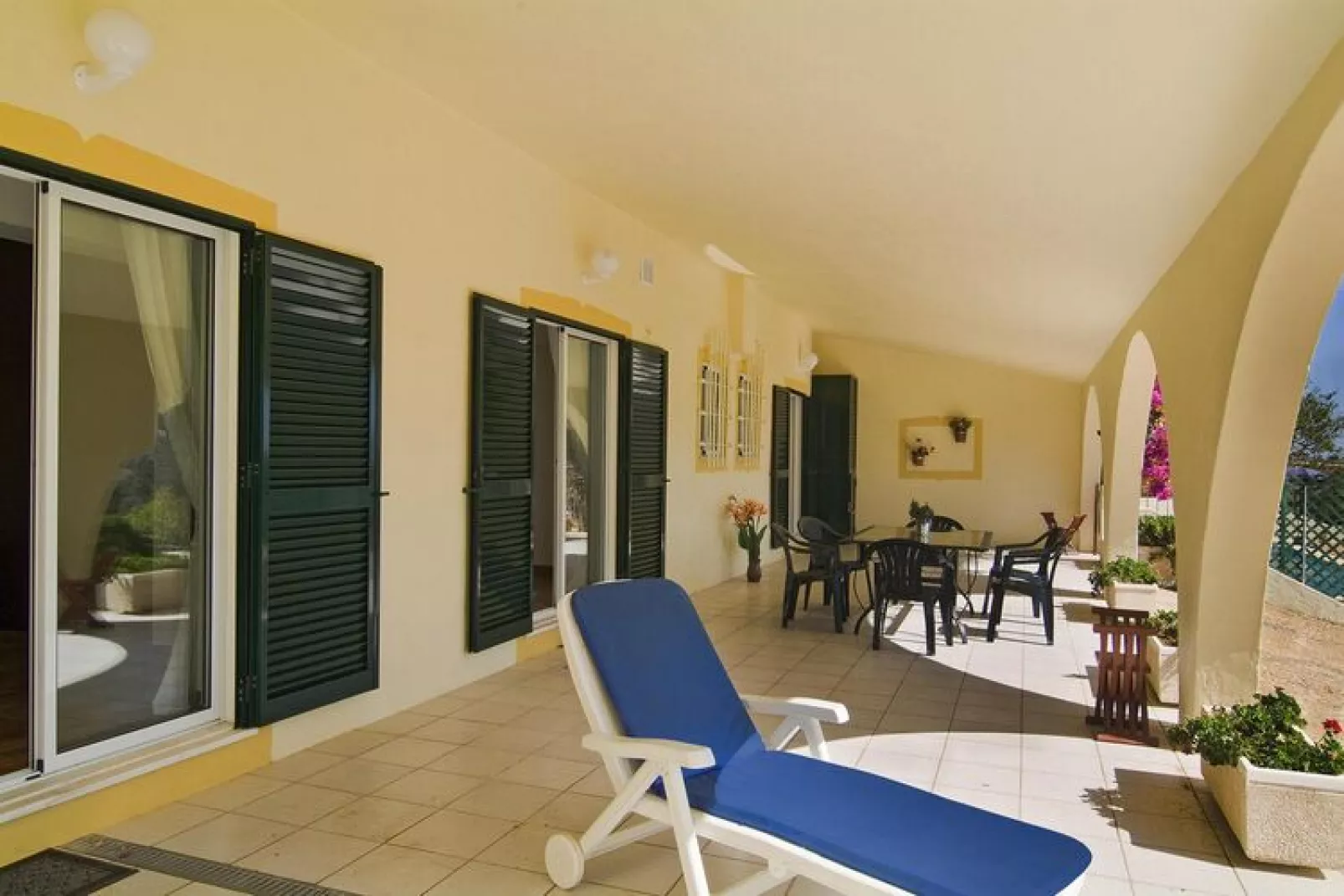 Holiday home in Lagos // max 6 Pers-Outdoor