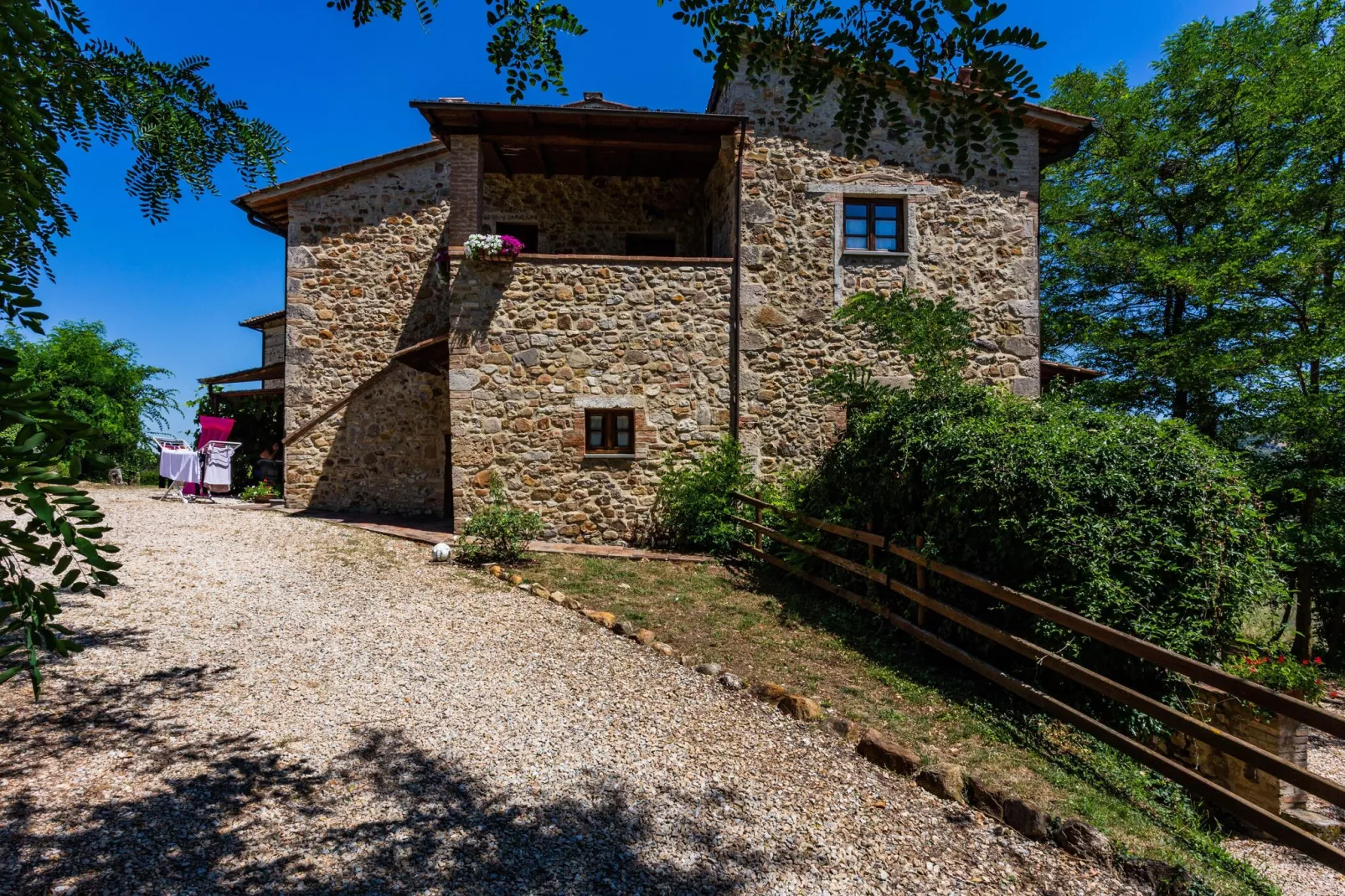 Villino Due-Exterior summer