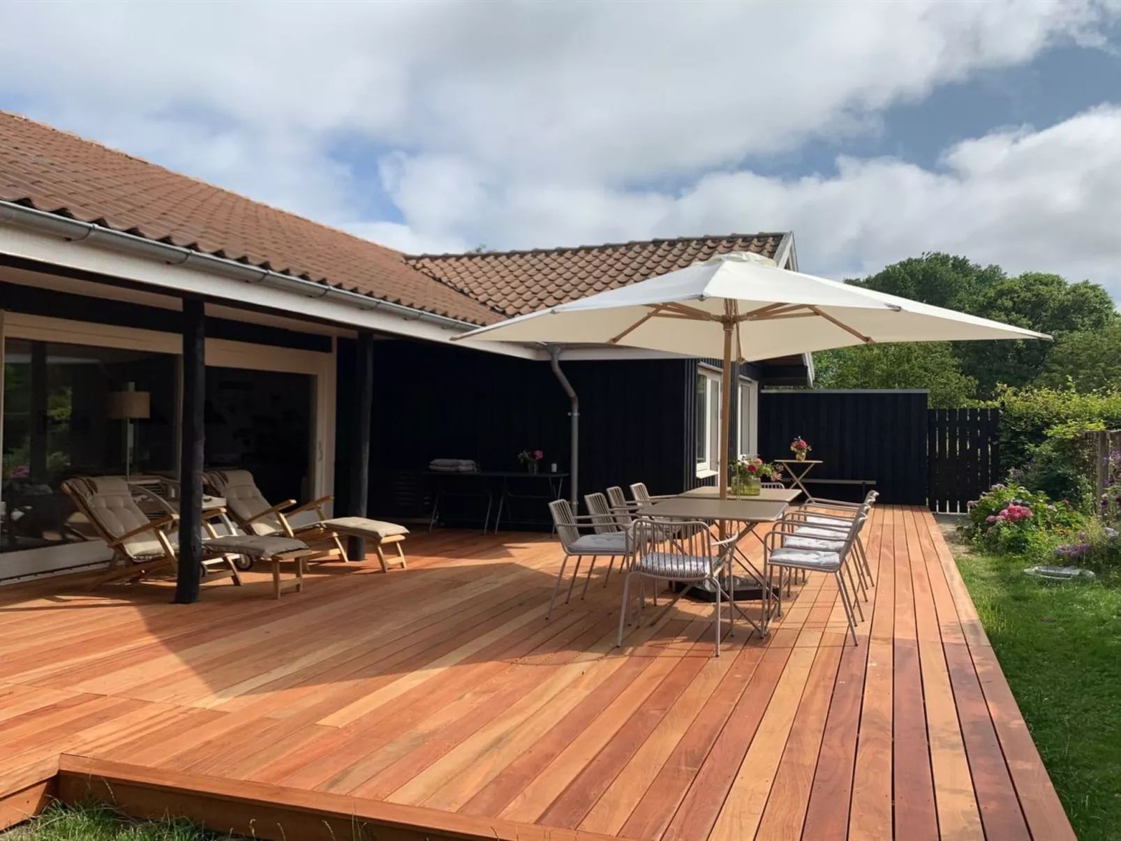 "Tonia" - 290m from the sea-Draußen