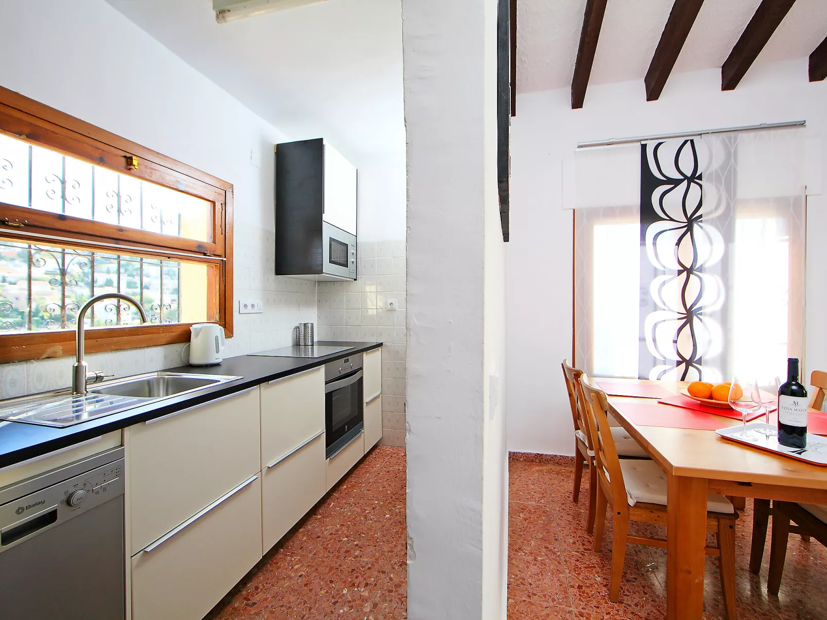 Casa Negrita-Inside