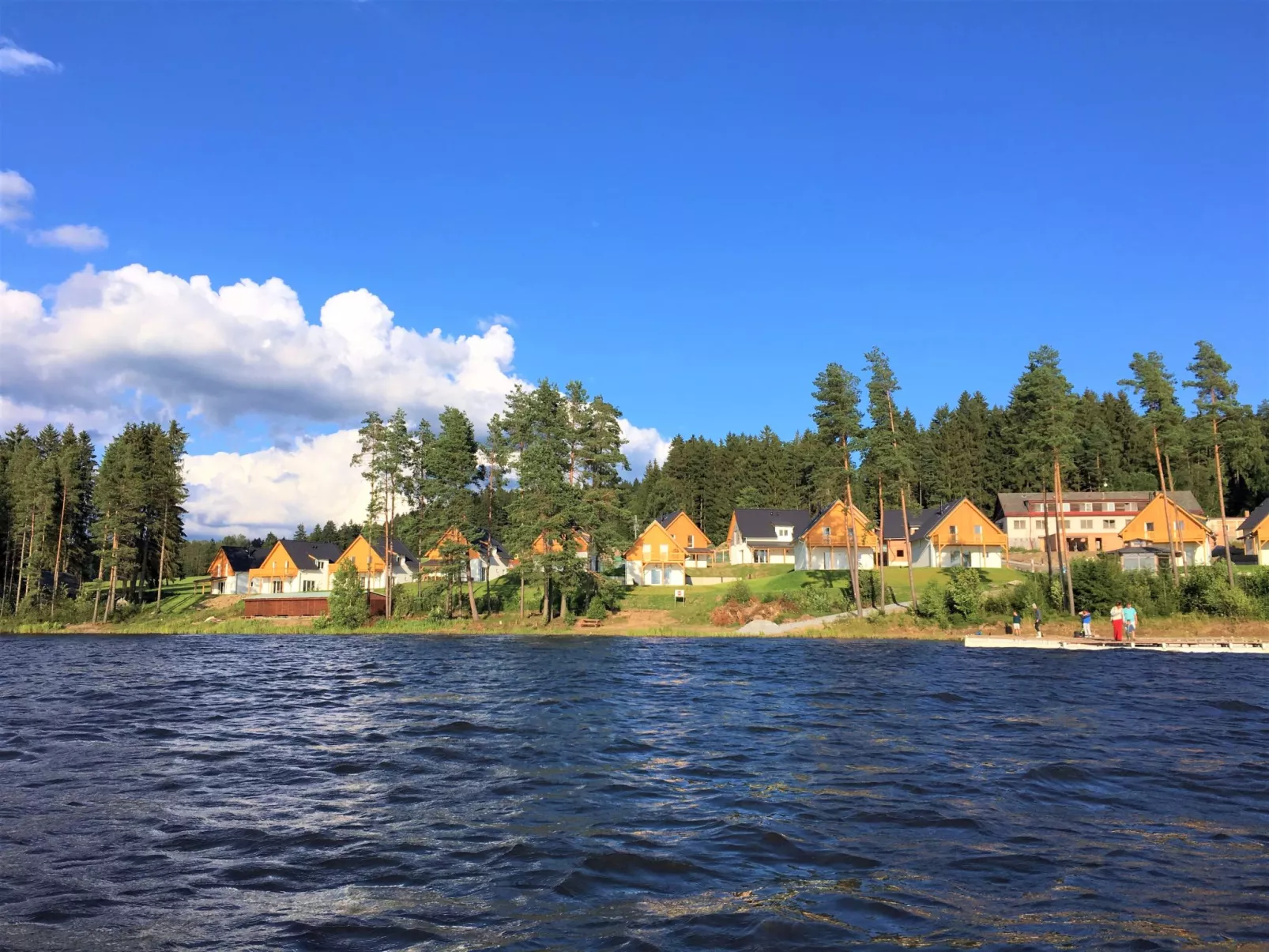 Lakeside Village 8 (+ sauna)-Draußen