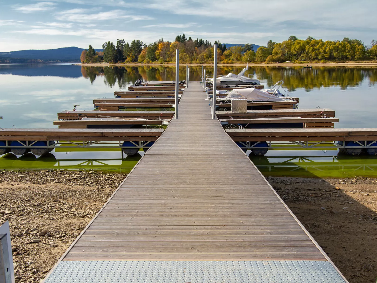 Lakeside Village 8 (+ sauna)-Draußen