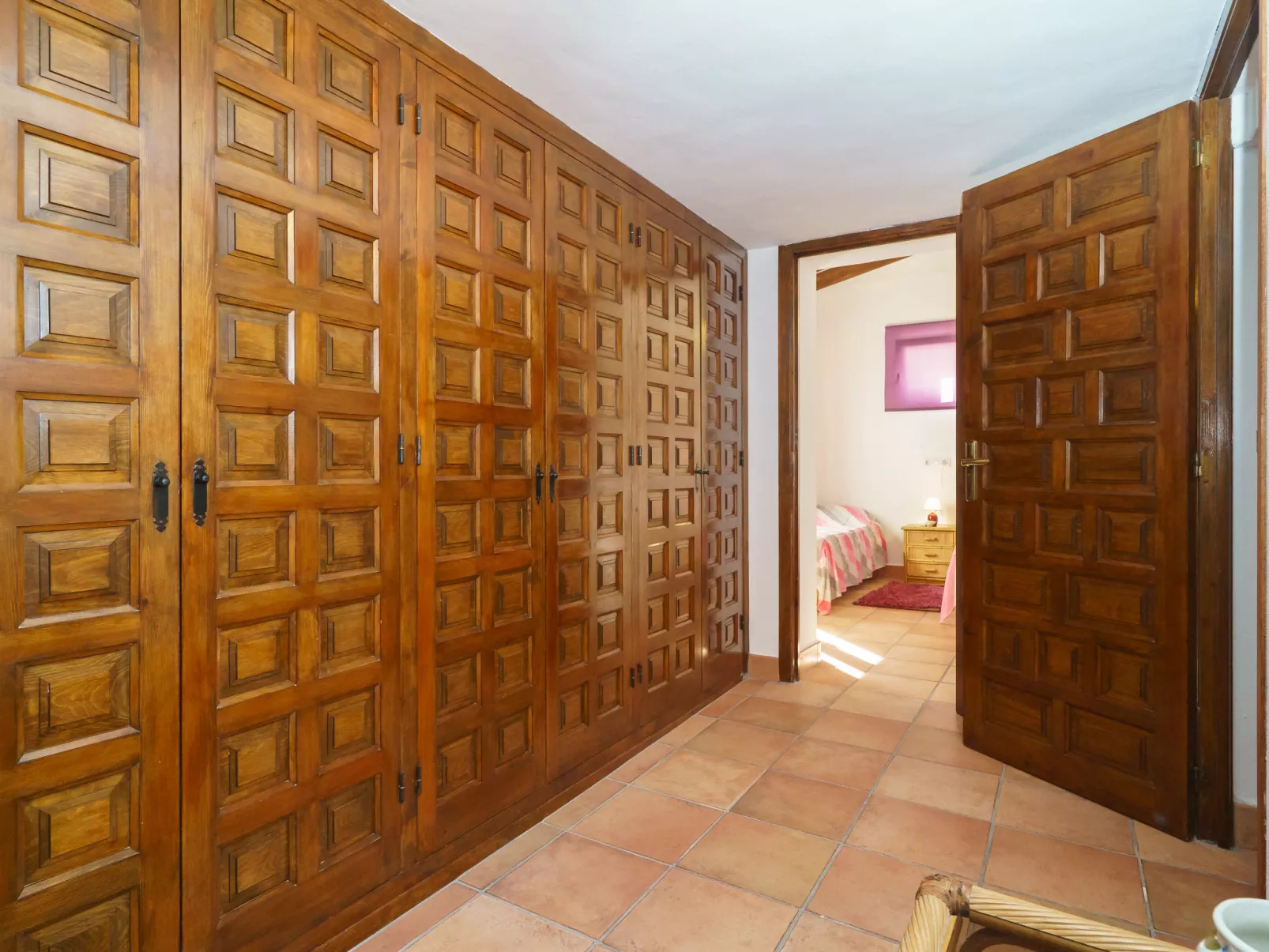 Villa Paradise-Inside