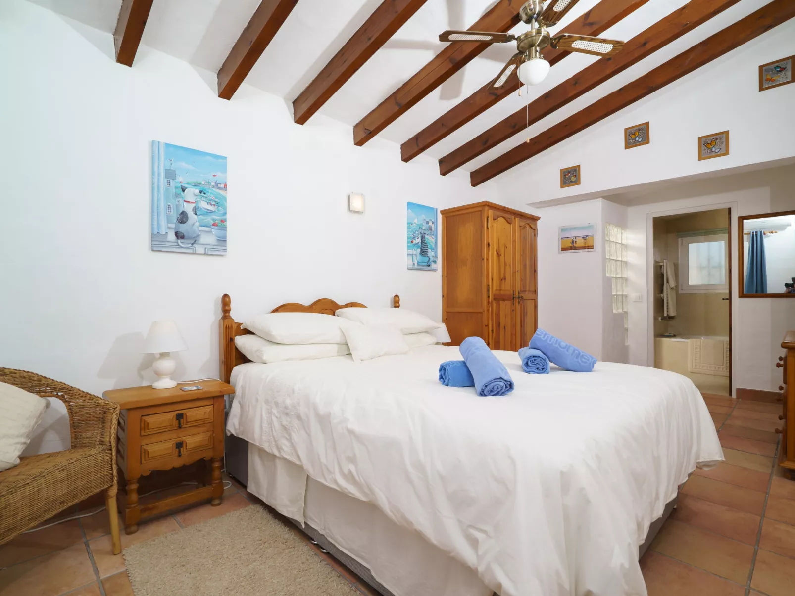 Villa Paradise-Inside