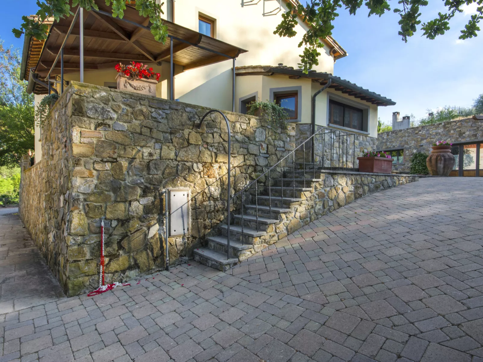 Le Mura-Outside