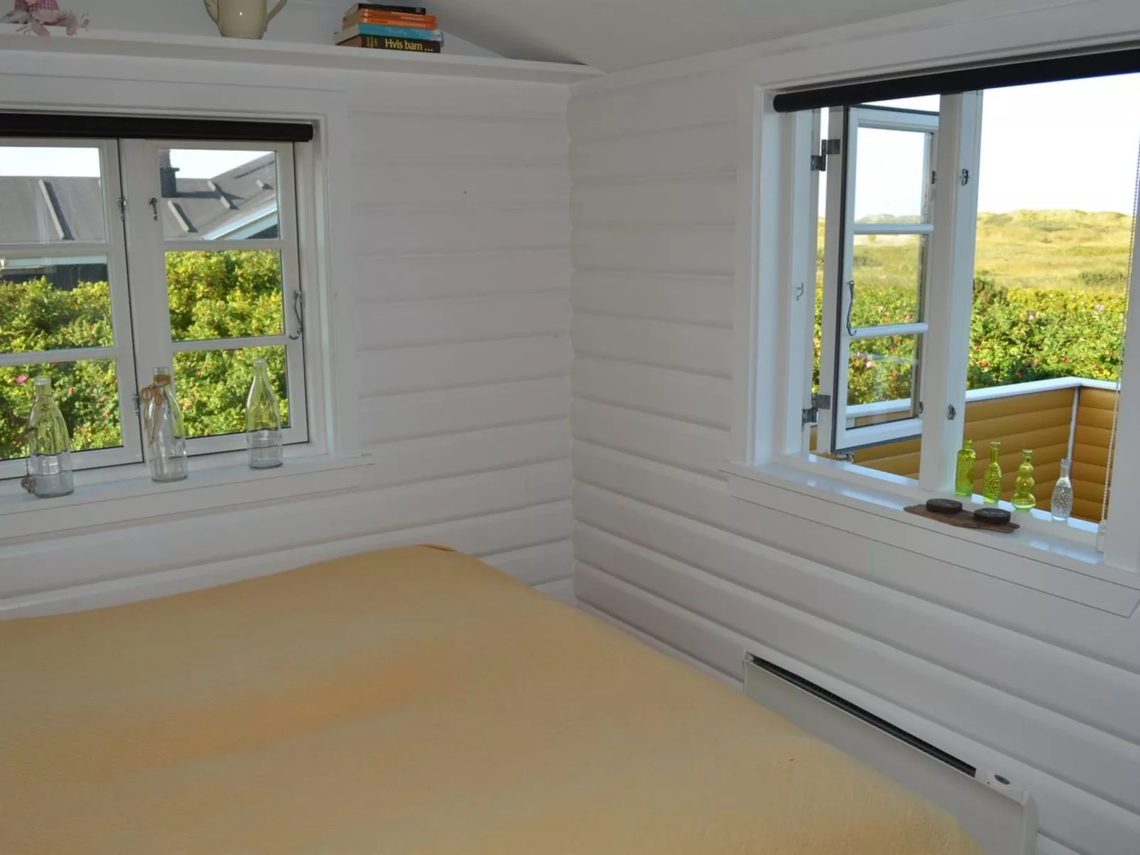 "Kristiarn" - 325m from the sea-Drinnen