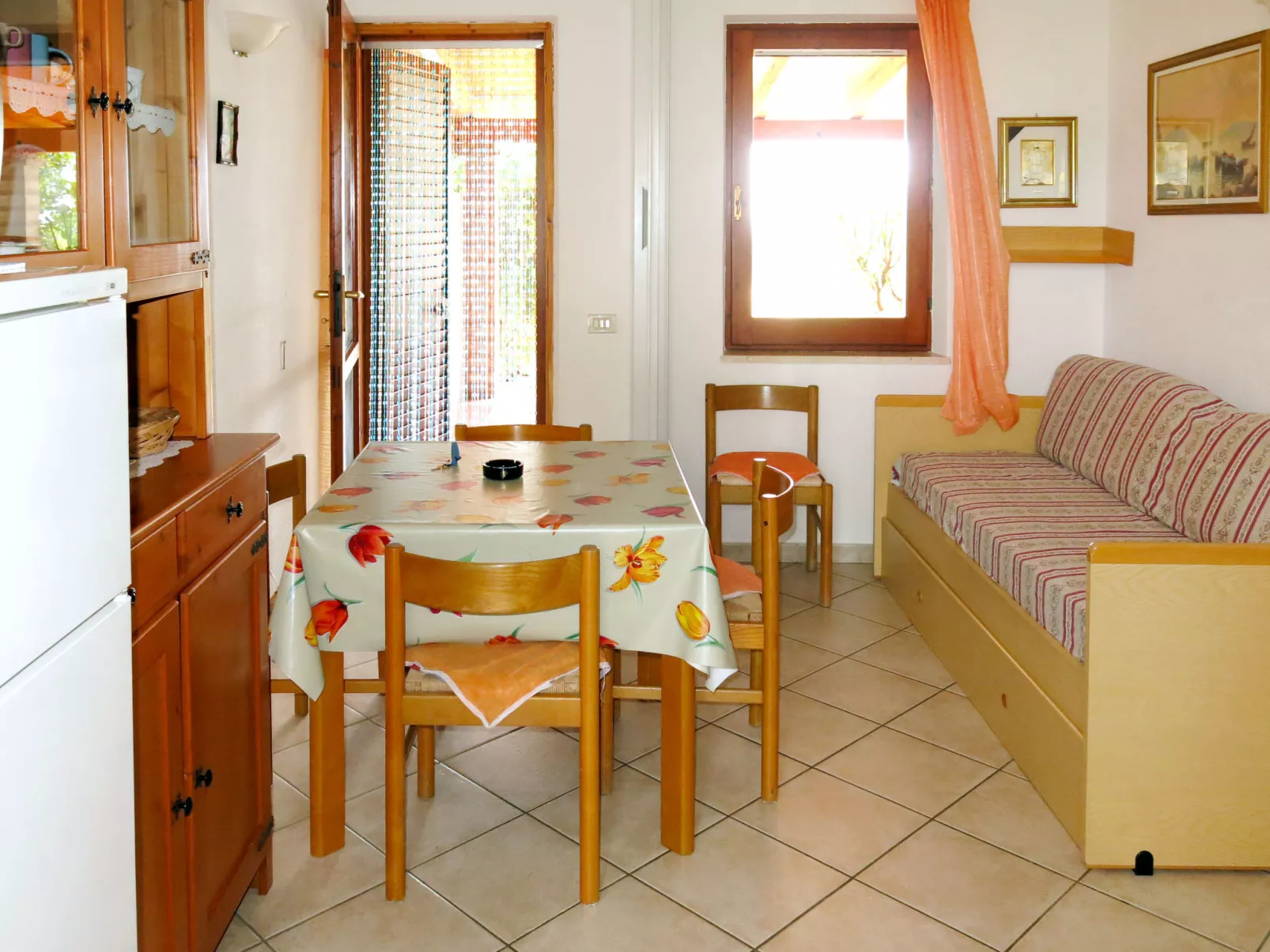 Rei Marina Fronte Mare (REI204)-Inside