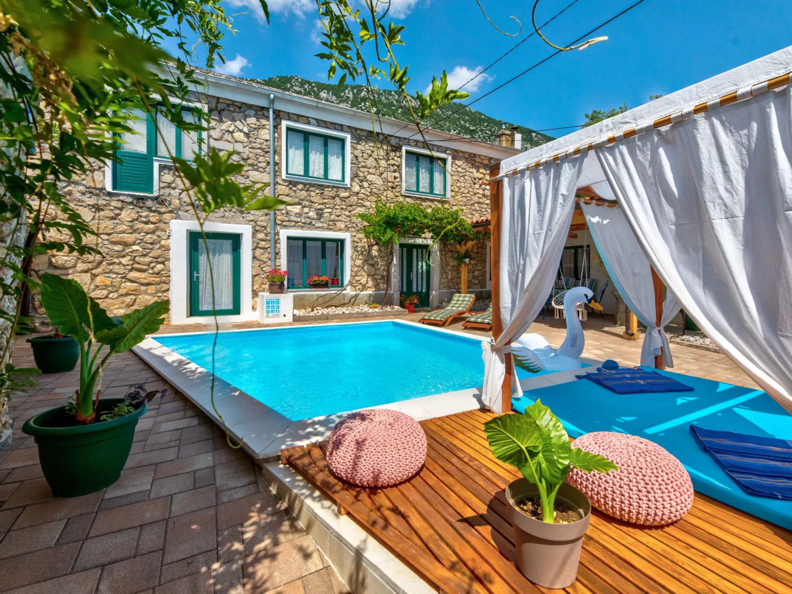 Villa Anđelika-Outside