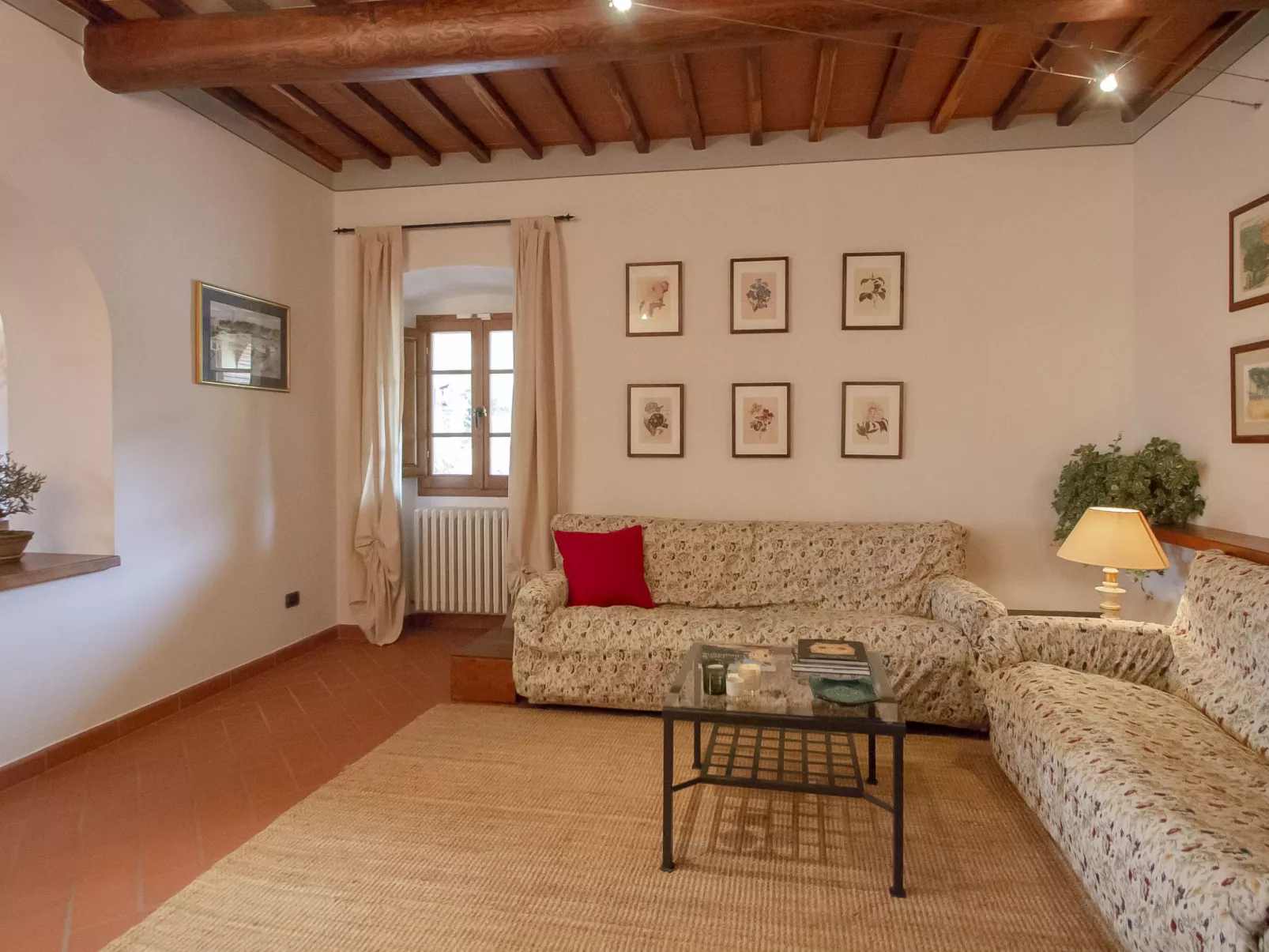 Corbezzolo-Inside