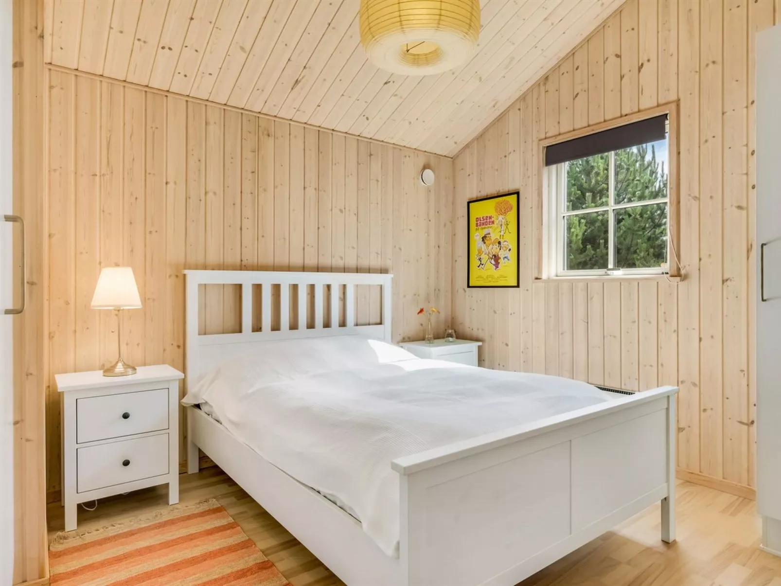 "Finwith" - 1.5km from the sea-Inside