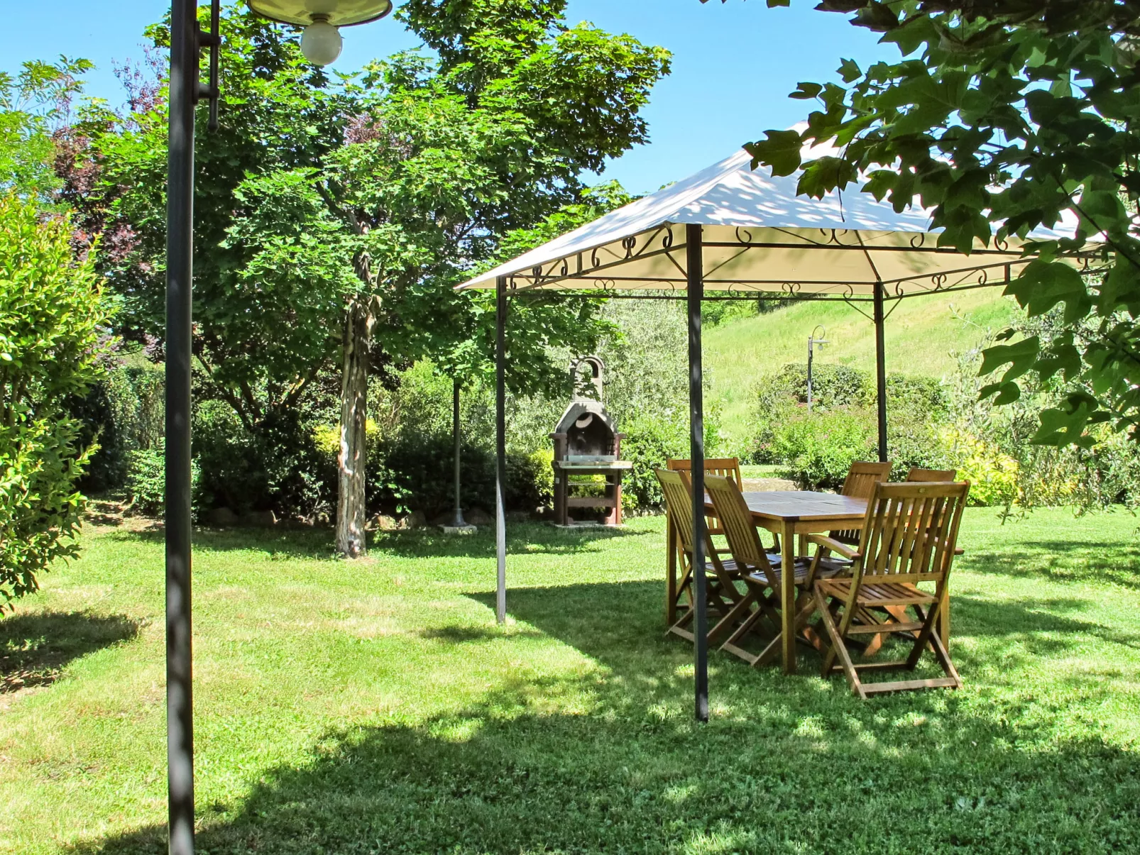 Corbezzolo-Outside