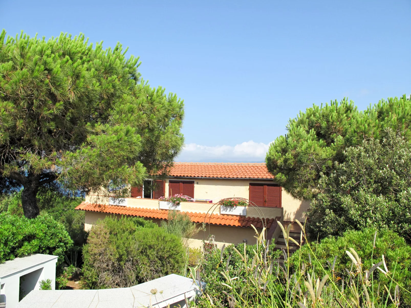 Turistica-Outside