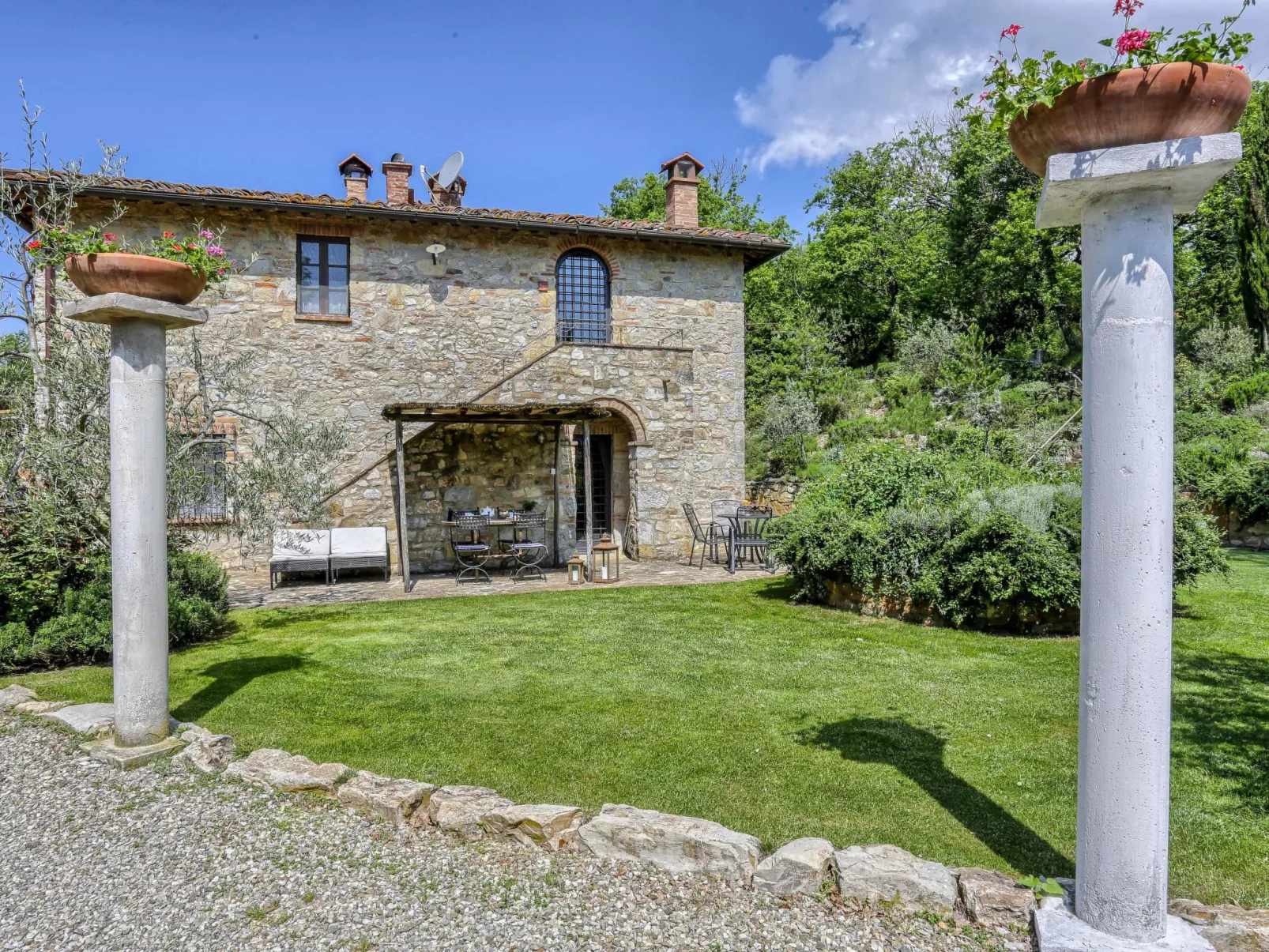 Casale Il Poggino-Draußen