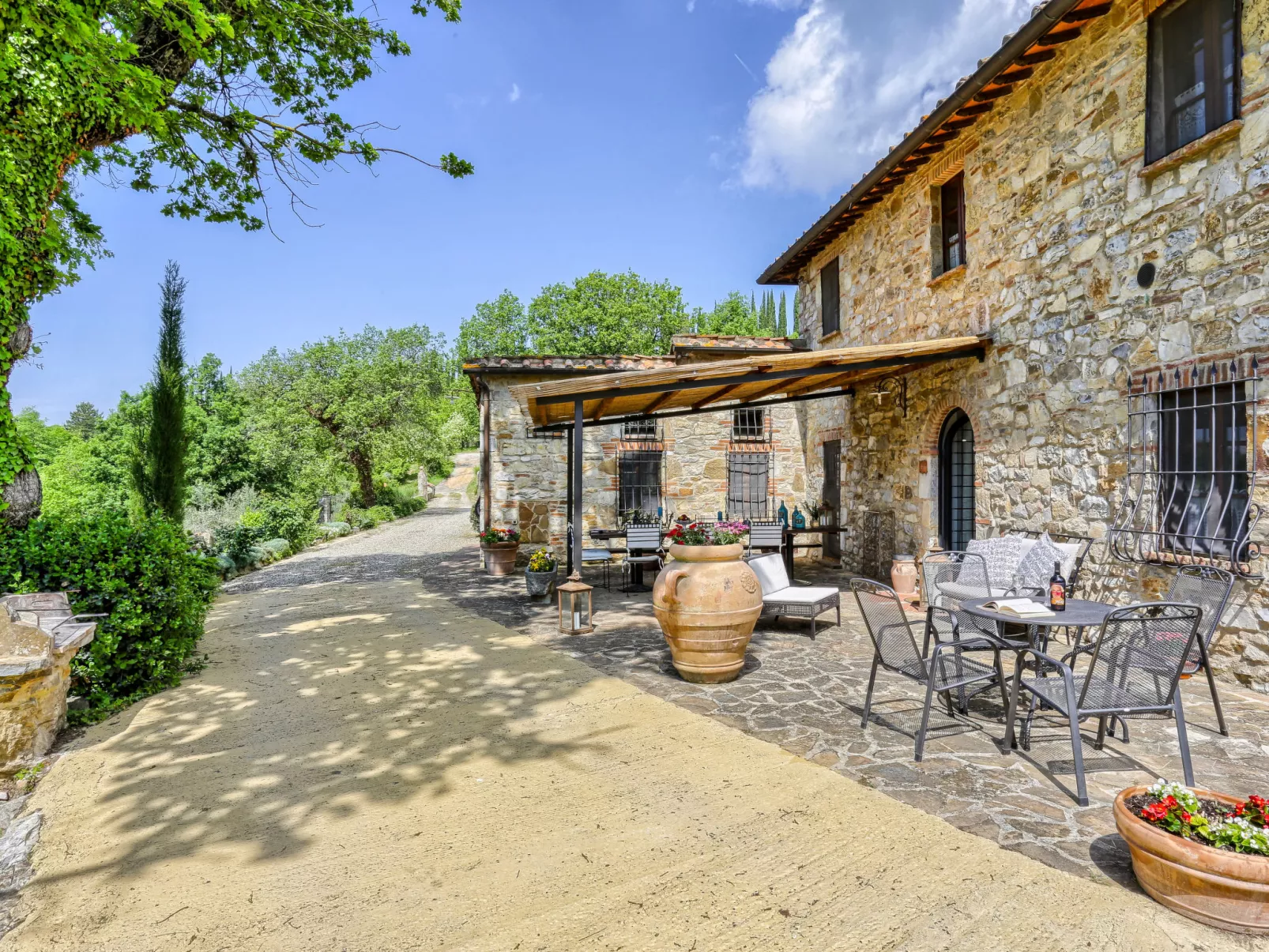 Casale Il Poggino-Draußen