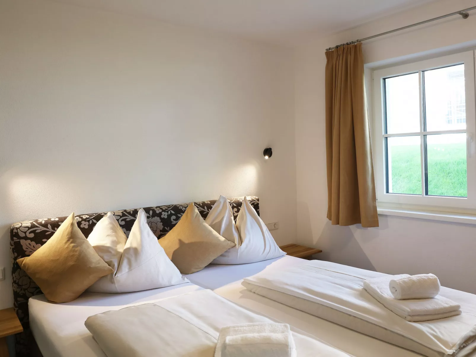 Premium # 204 für bis zu 8 Personen-Inside