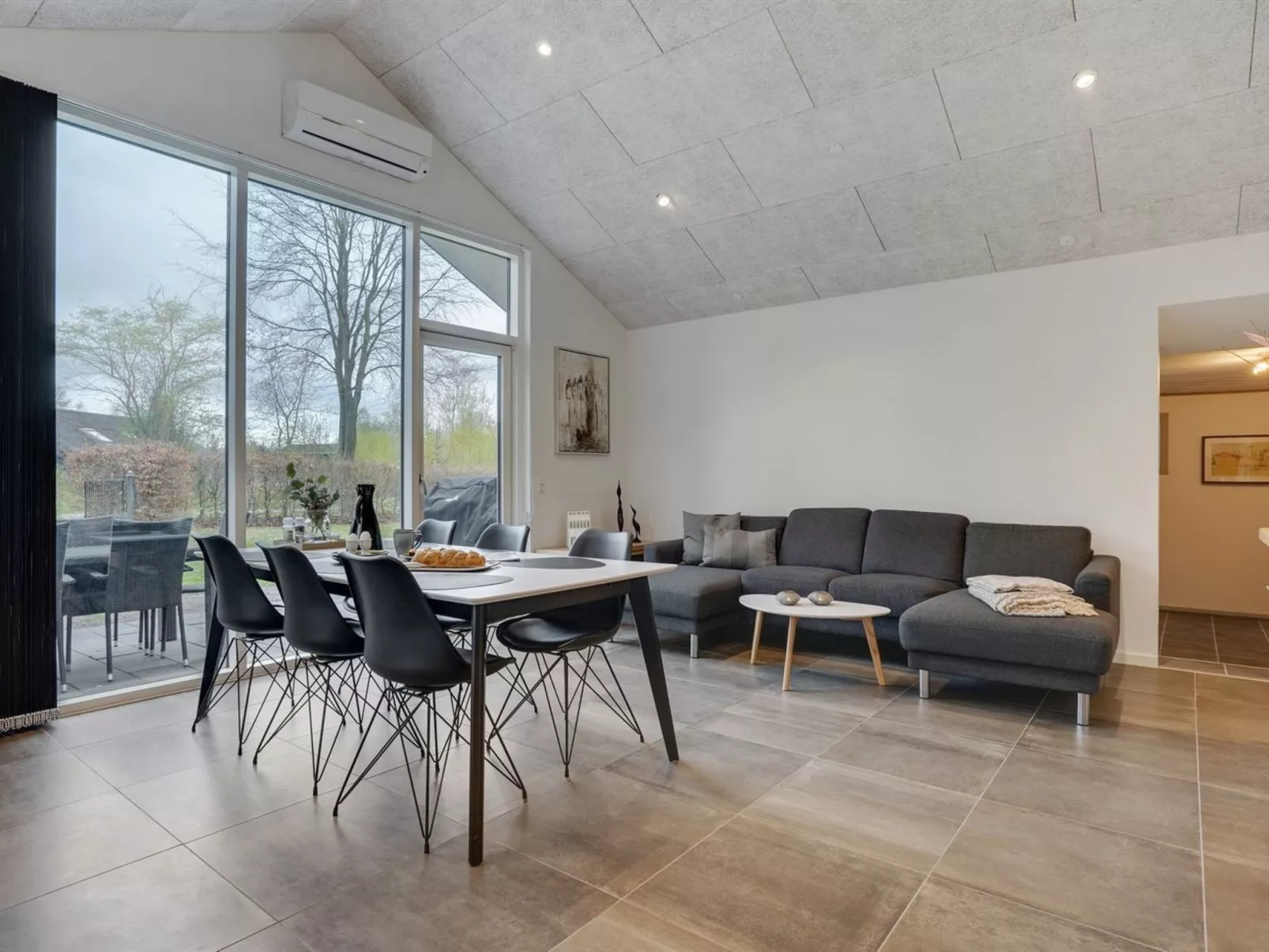 "Sunja" - 450m from the sea-Dedans