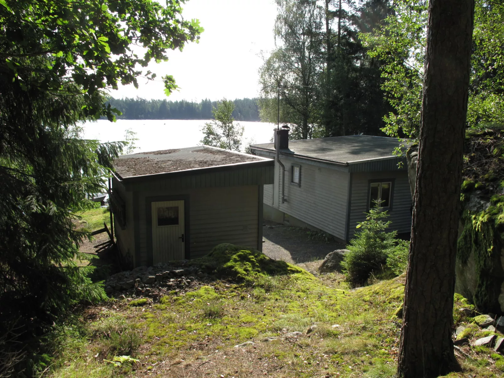 Sjöatorp Skogsstugan-Outside