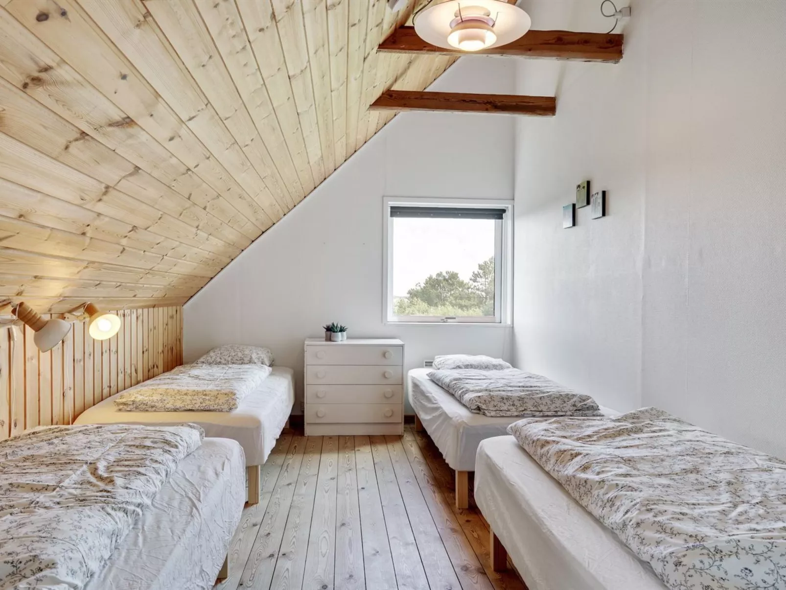 "Taio" - 500m from the sea-Inside