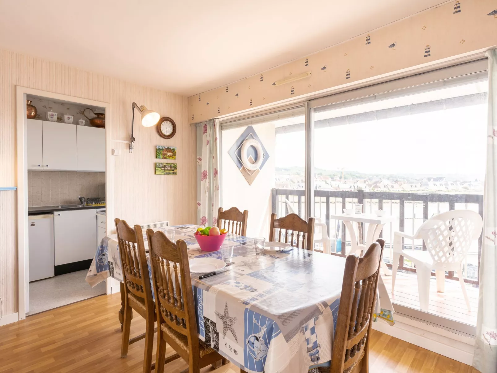 Cap Cabourg-Inside