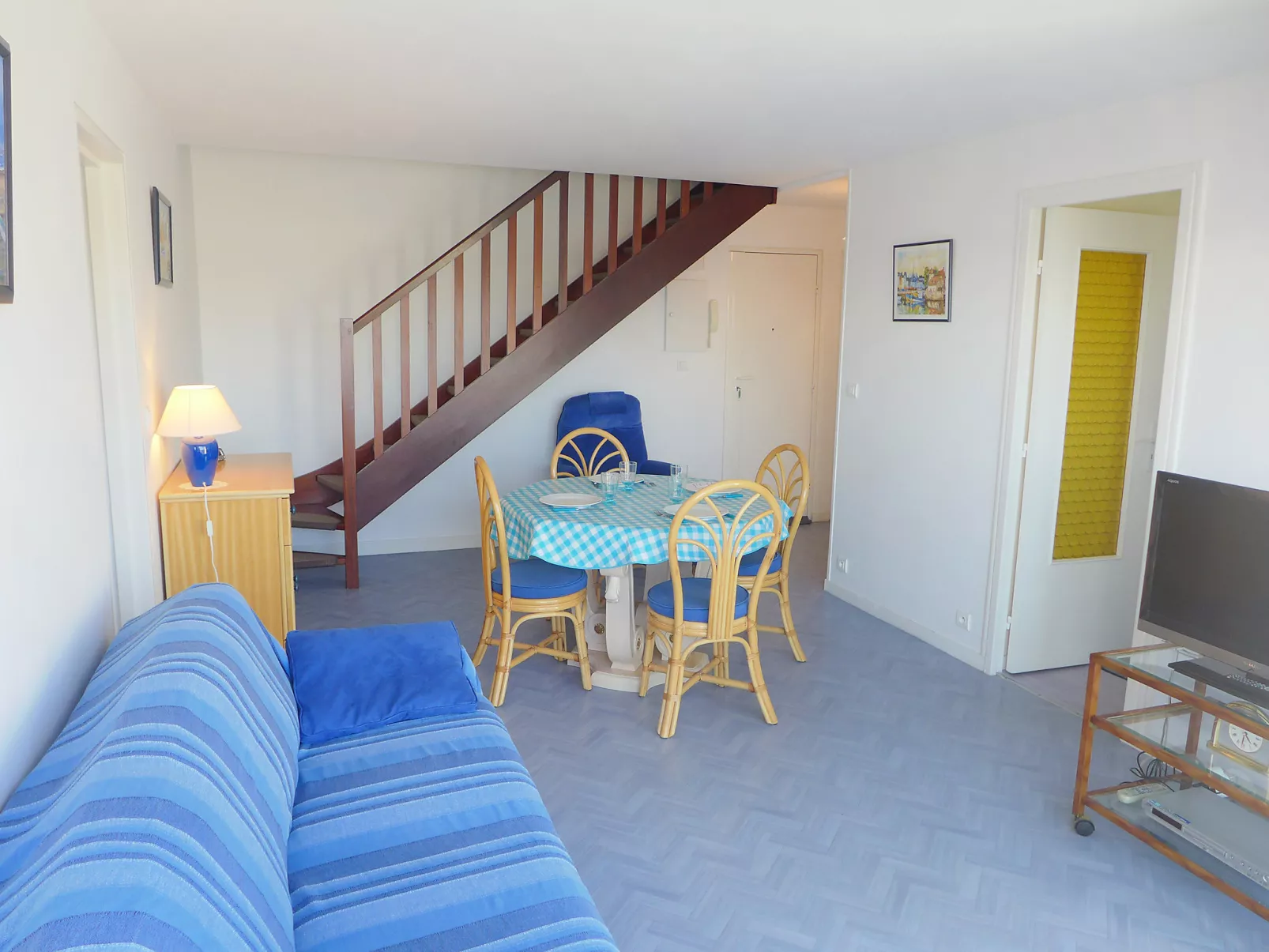 Cap Cabourg-Inside