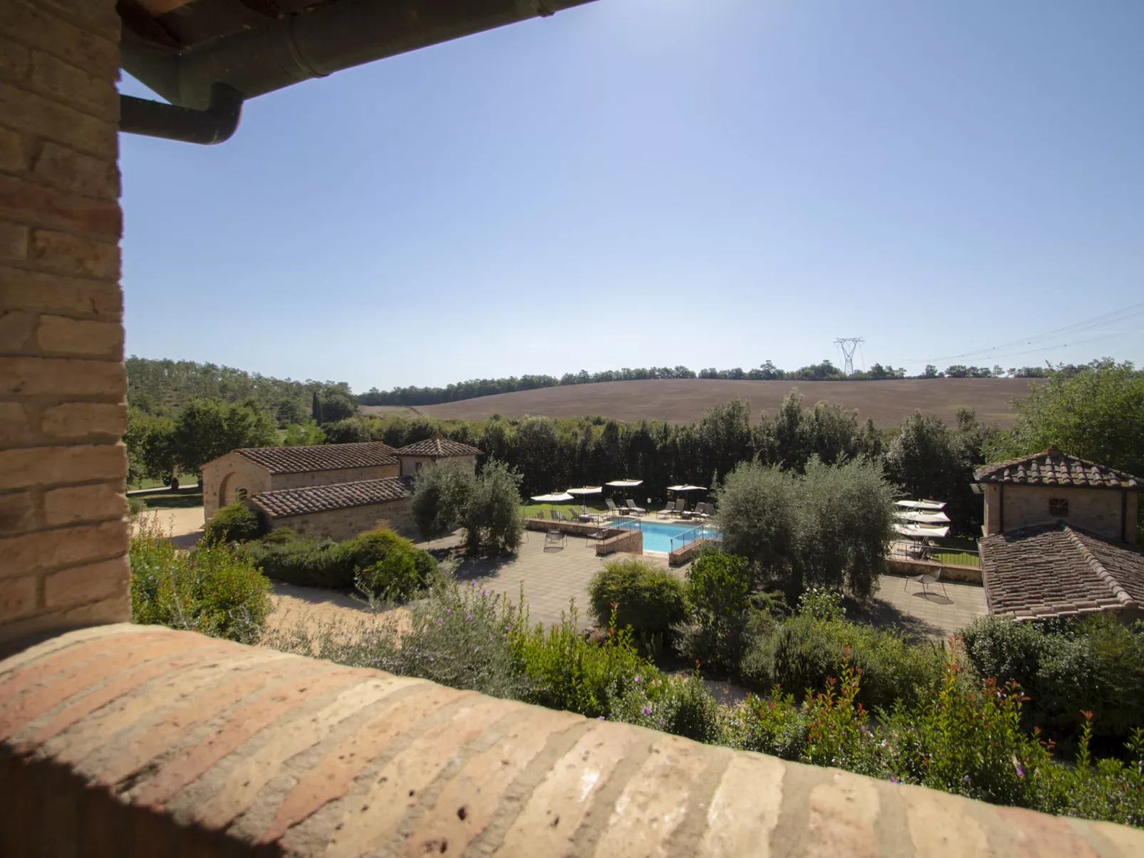 Tenuta-Outside