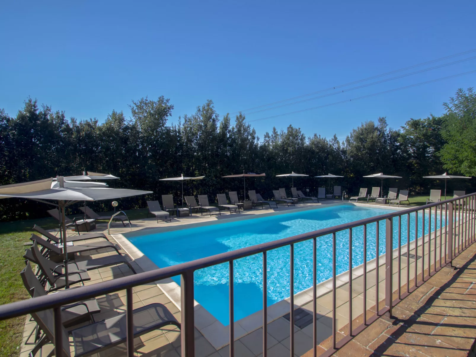 Tenuta-Outside