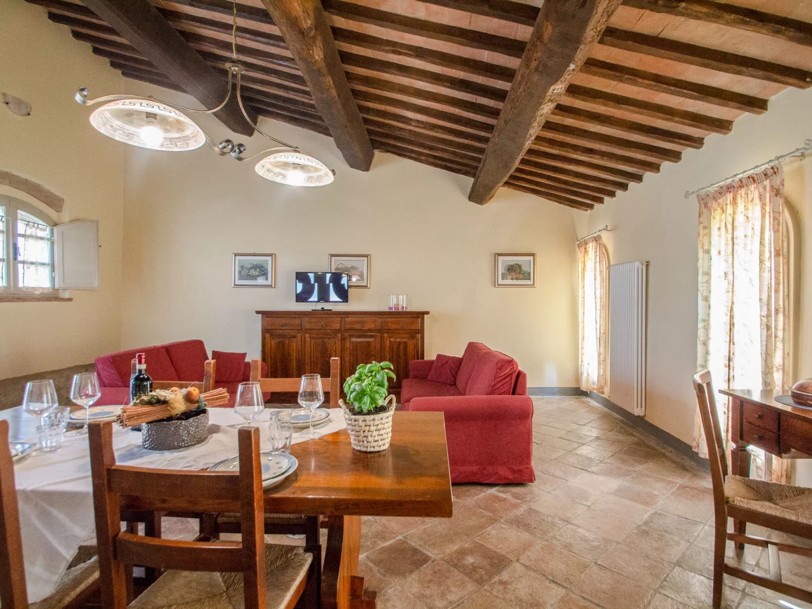 Tenuta-Inside