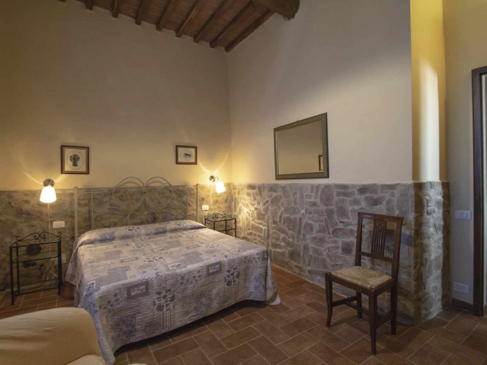 Tenuta-Inside