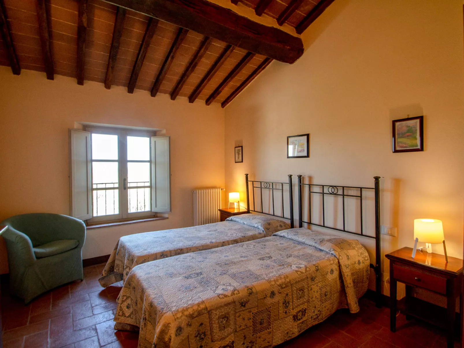 Tenuta-Inside